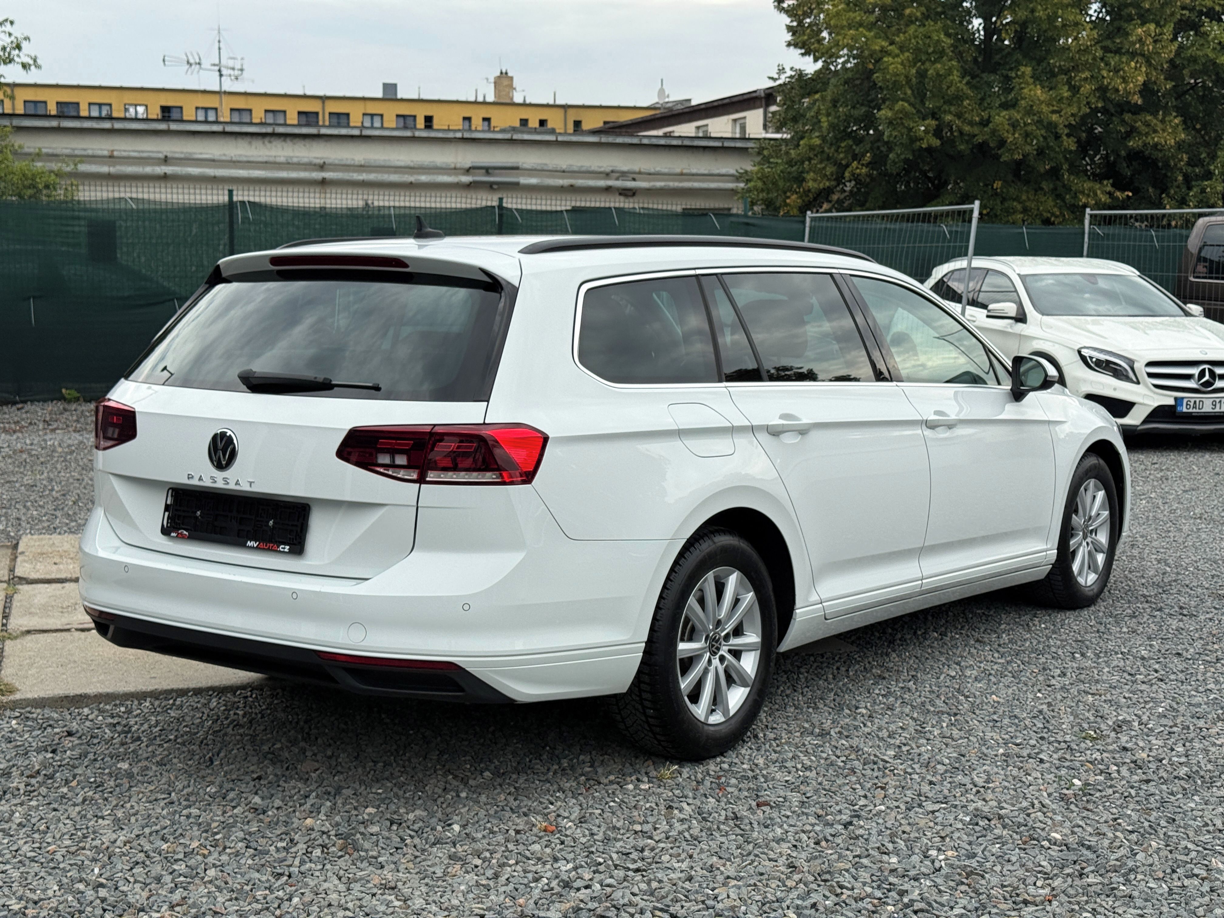Volkswagen Passat, 2.0 Tdi DSG Odpočet DPH - fotka 4