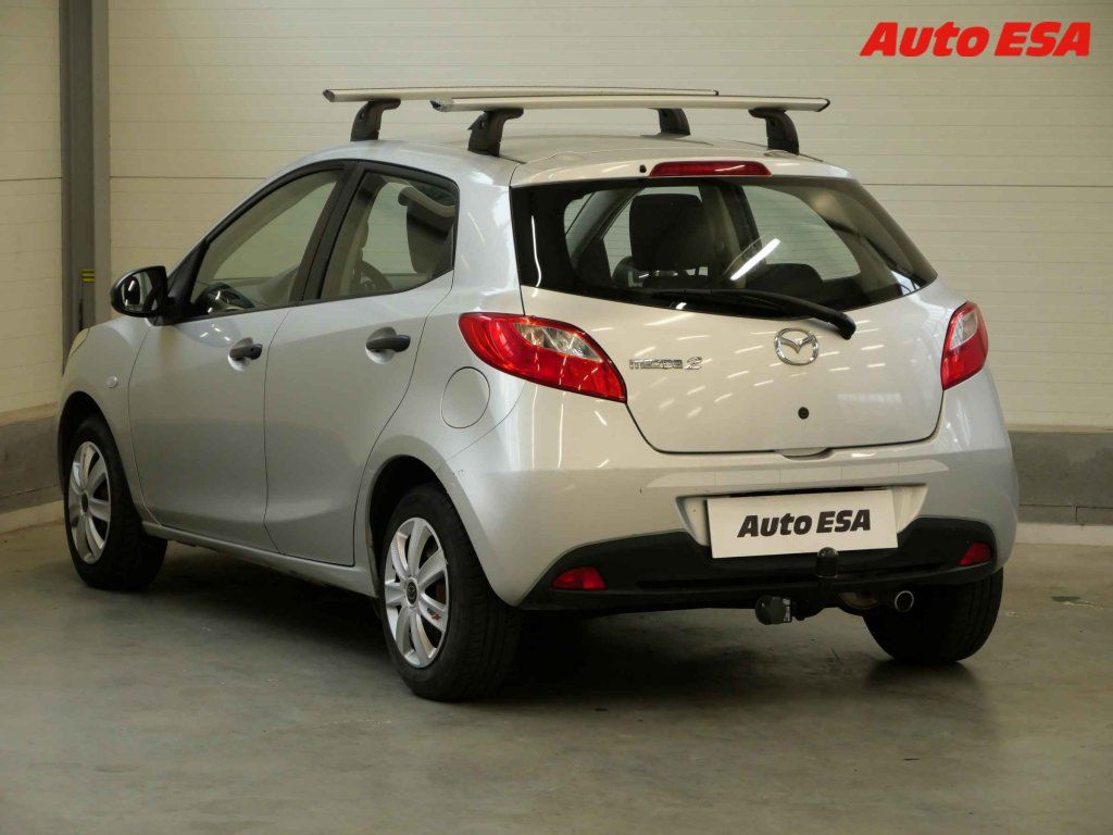 Mazda 2, 1.3 i,ČR,AC - fotka 6