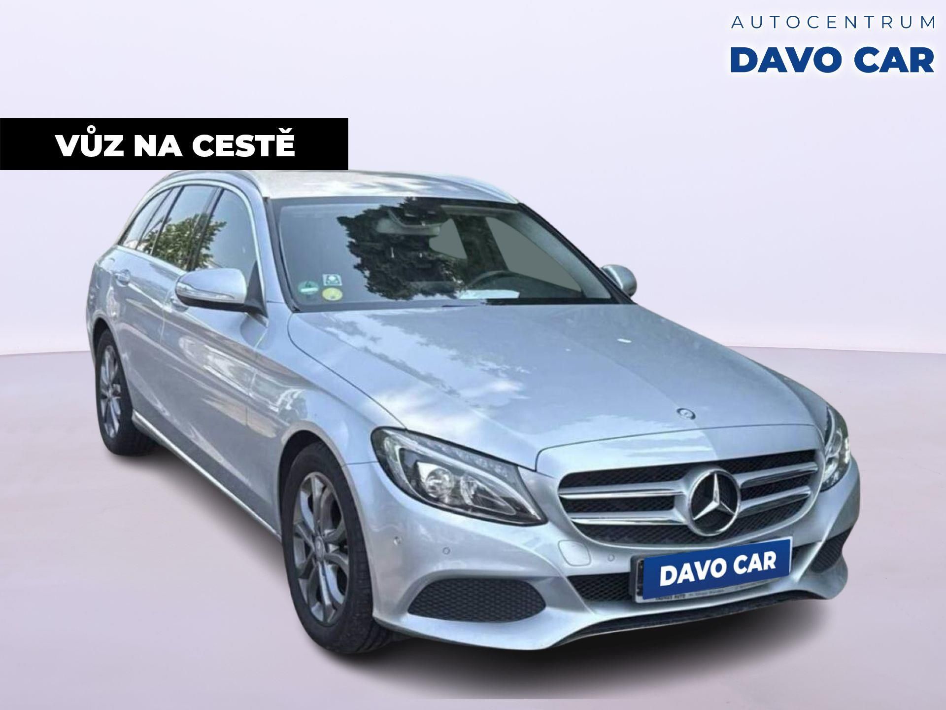 Mercedes-Benz Třídy C, 2.1 220d 125kW Aut. Avantgarde - fotka 4
