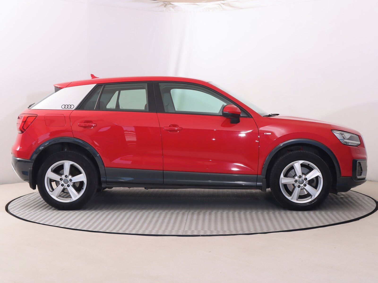 Audi Q2, 1.4 TFSI, Automat, Serv.kniha - fotka 6