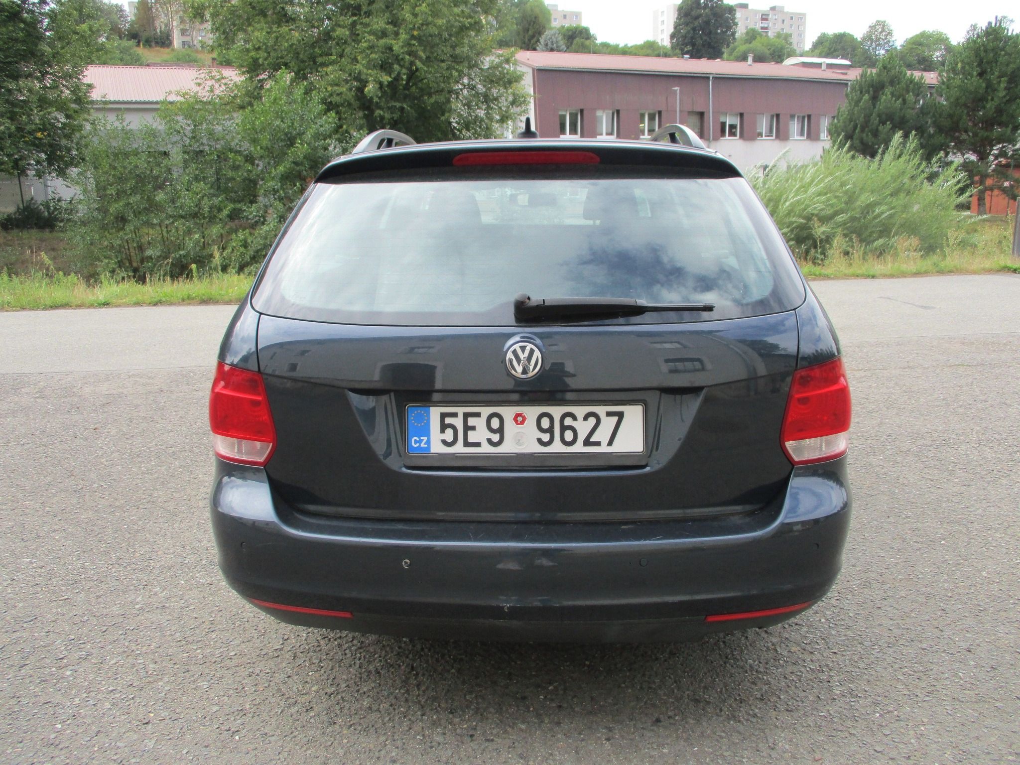 Volkswagen Golf, V 1.6 MPi + zimáky - fotka 4