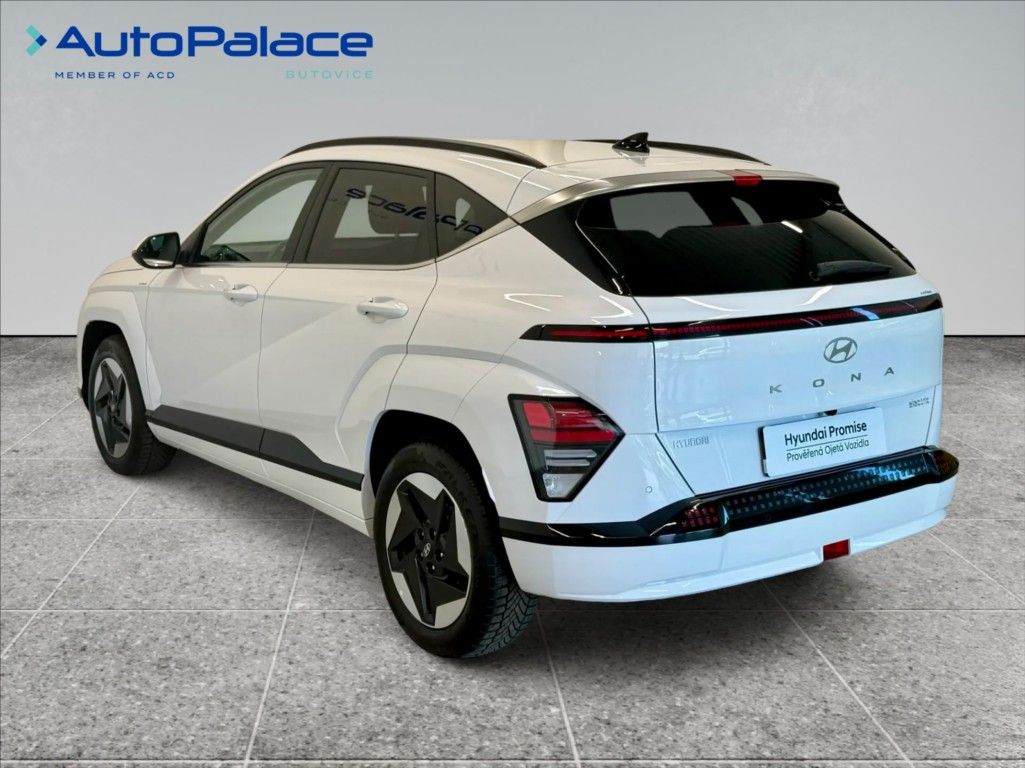 Hyundai Kona, EV 65,4kWh CZECH EDITION - fotka 6