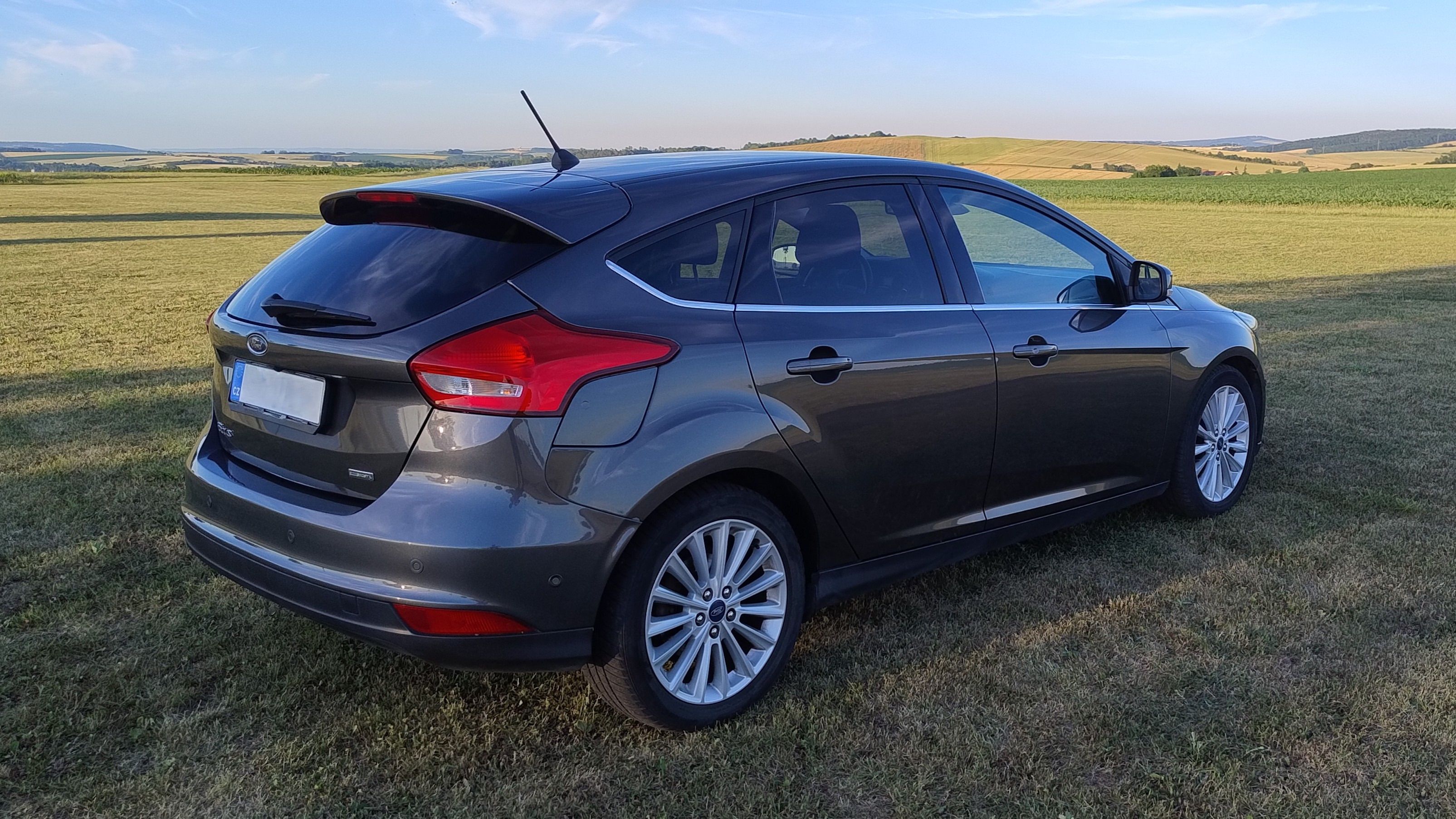 Ford Focus, 1.0 EcoBoost, výborný stav - fotka 6