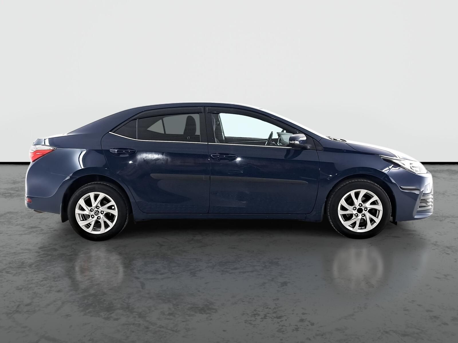 Toyota Corolla, 1.6 Valvematic - fotka 6