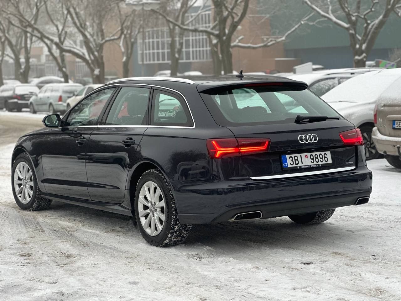 Audi A6 Avant, 3.0 - fotka 2