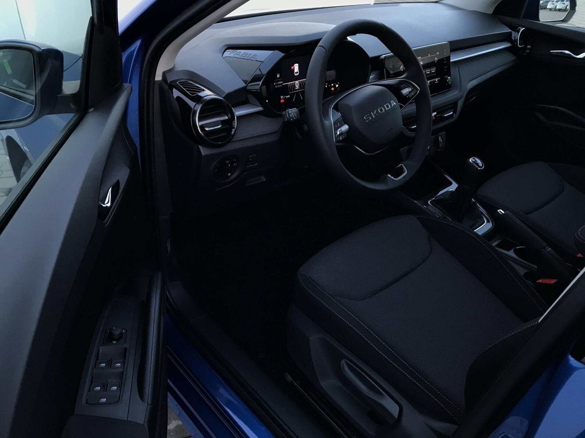Škoda Fabia, Classic 5MP 1,0TSI - fotka 3