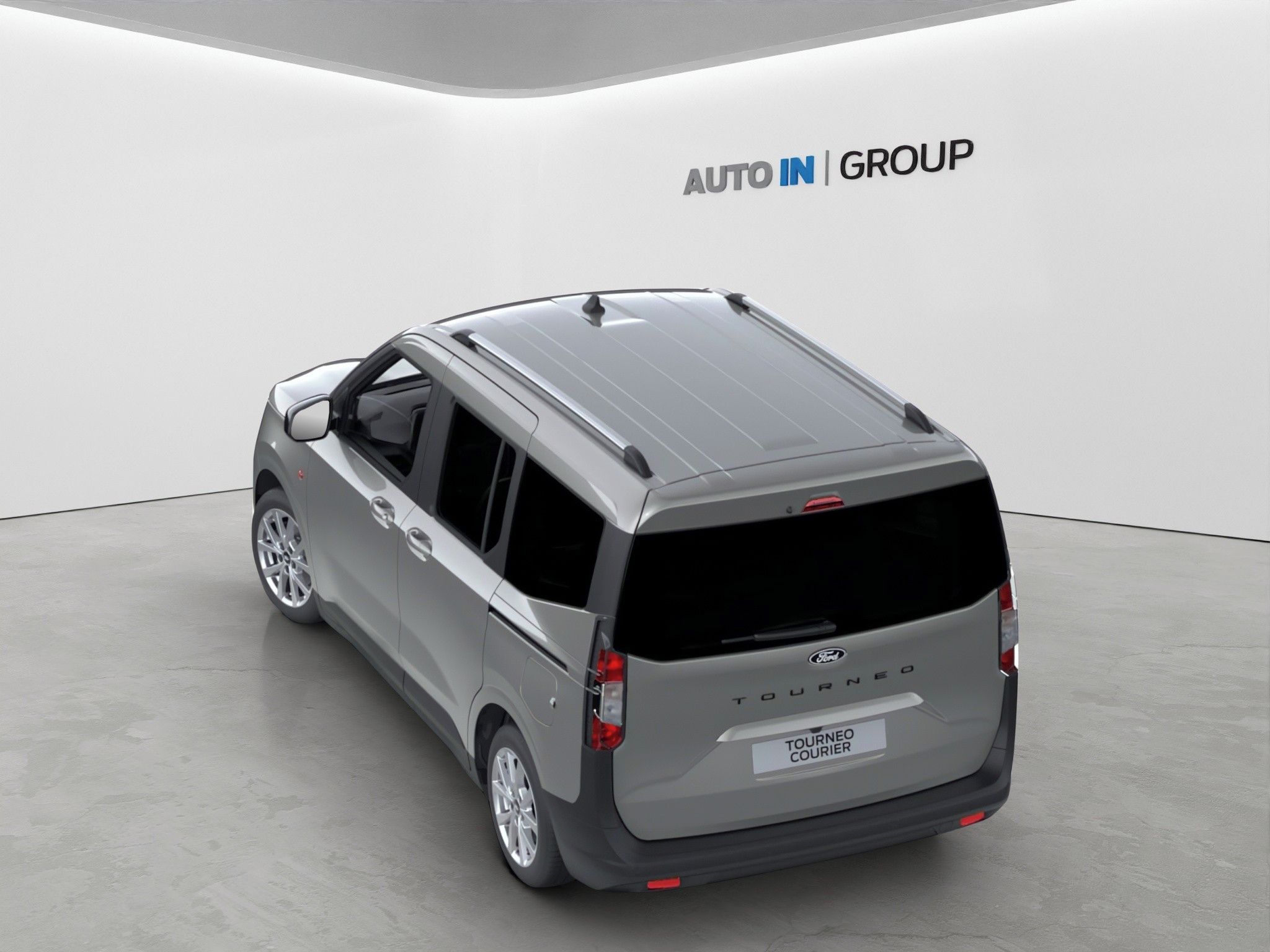 Ford Tourneo Courier, L1 TOURNEO TITANIUM 1,0 EcoBoo - fotka 4