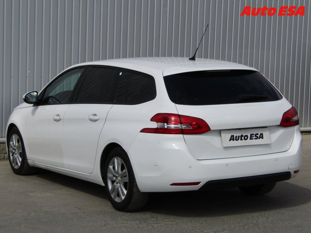 Peugeot 308, 1.6 HDi,navi,autoAC - fotka 6