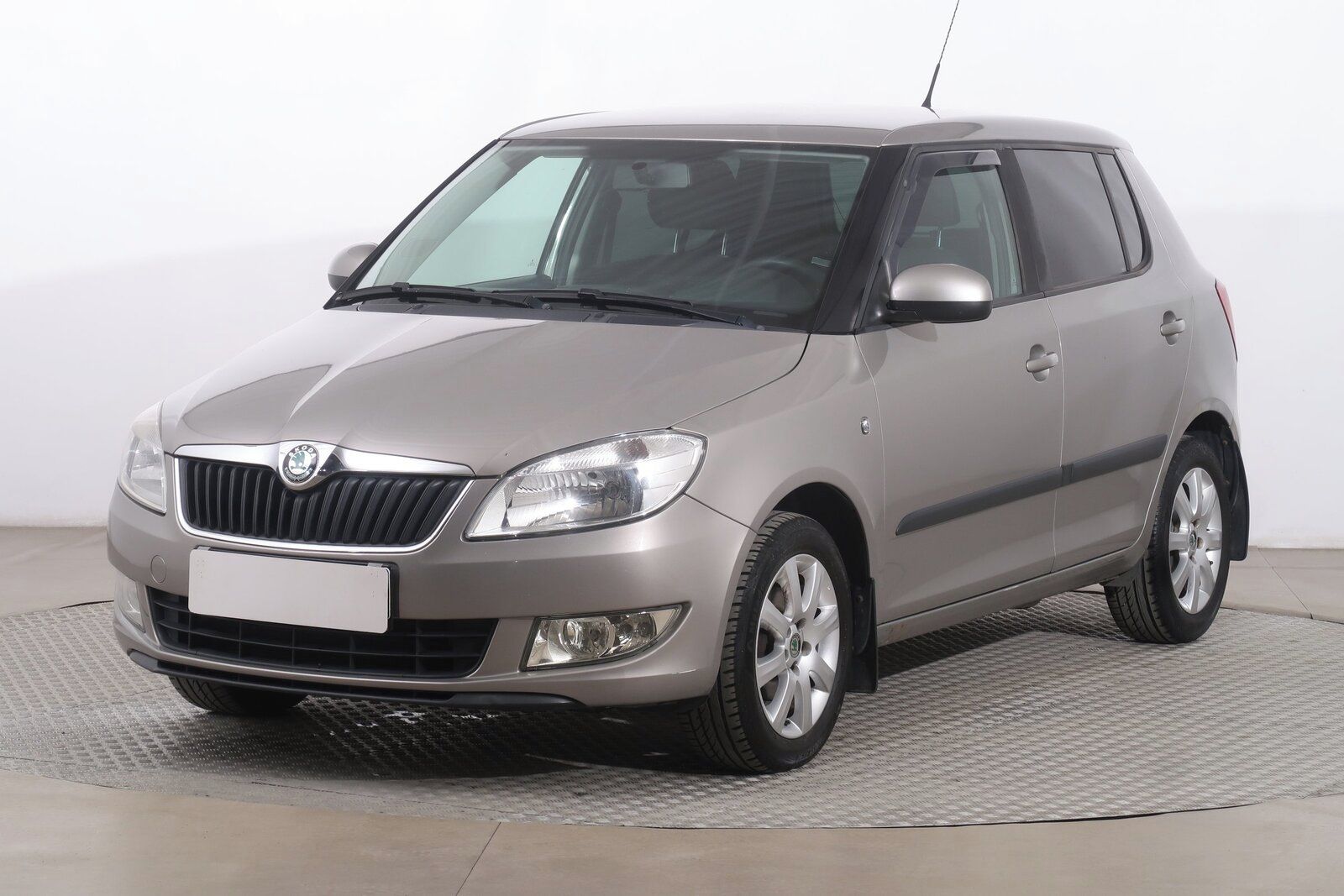 Škoda Fabia, 1.2 TSI, Serv.kniha - fotka 2