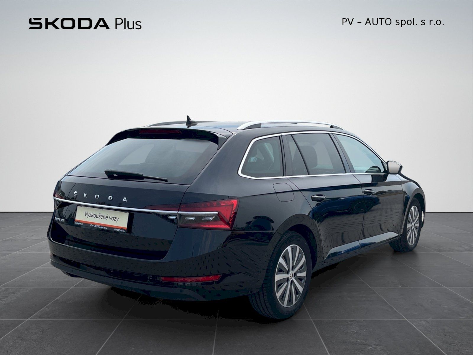 Škoda Superb, 2.0 TDI 110kW DSG Style Plus c - fotka 2