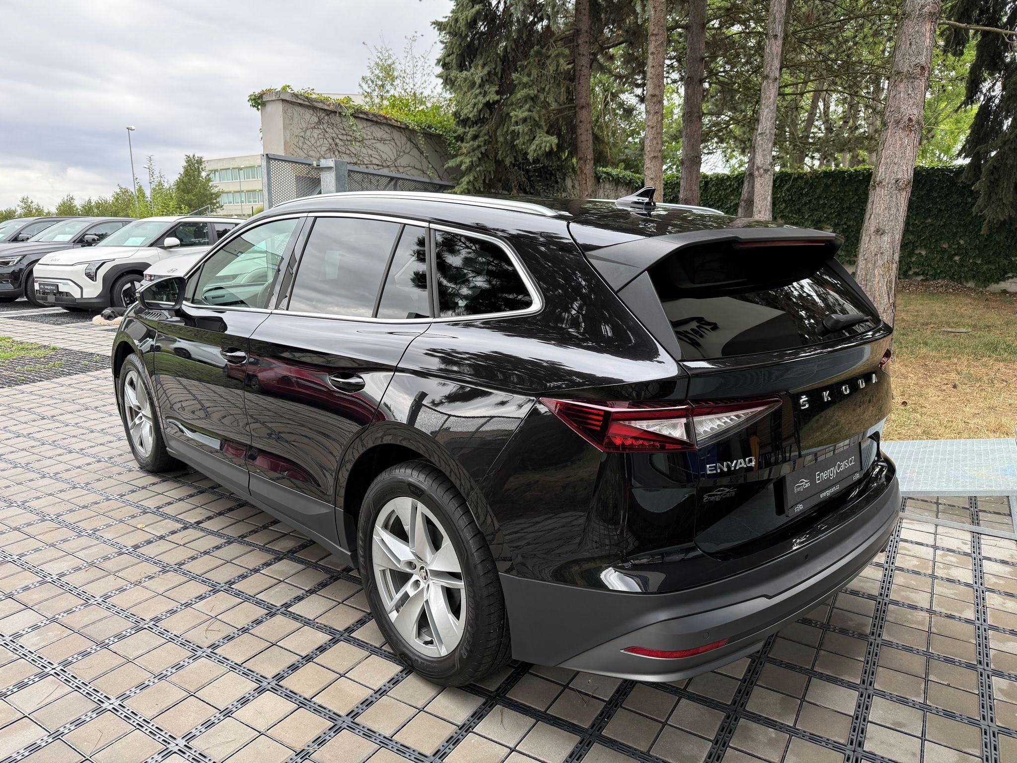Škoda Enyaq iV, 82 kWh/Tepelné čerpadlo/Tažné/ - fotka 4