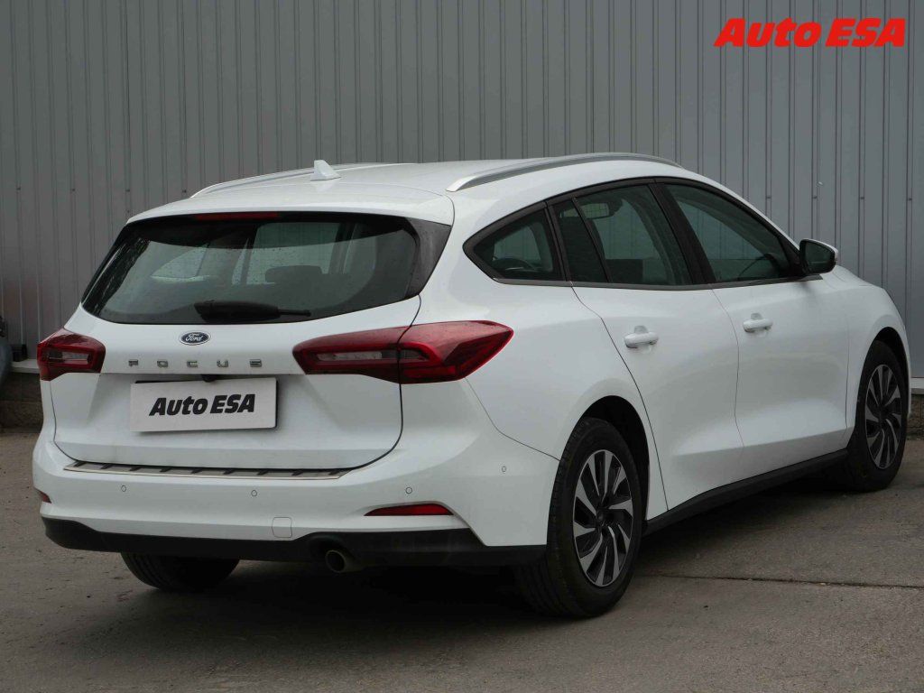 Ford Focus, 1.5 TDCi,2.maj,ČR,AT - fotka 4