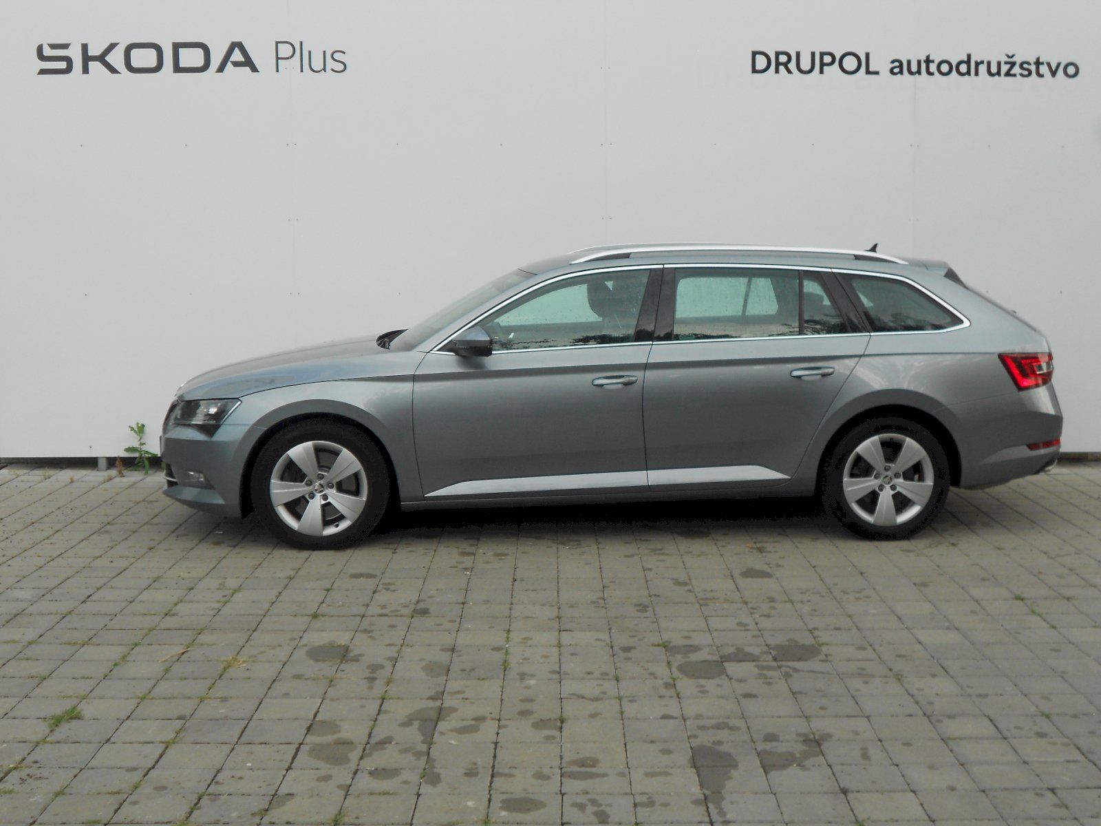 Škoda Superb, Combi III 2.0 TSI - 206 kW, Am - fotka 3