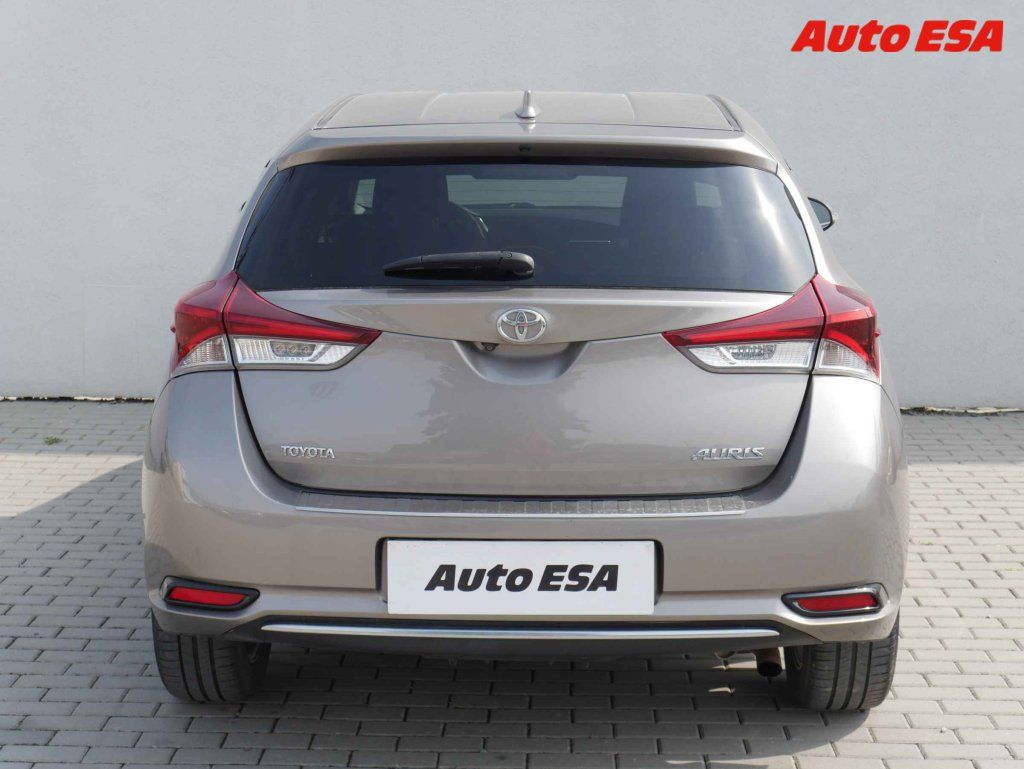 Toyota Auris, 1.6vvti - fotka 5