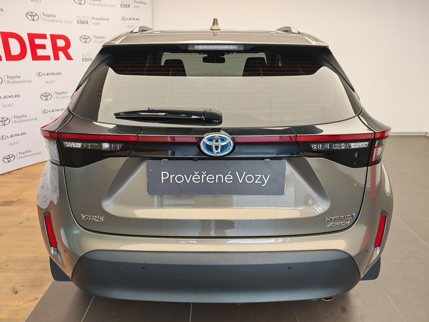 Toyota Yaris Cross, 1.5 Hybrid eCVT AWD Comfort - fotka 5