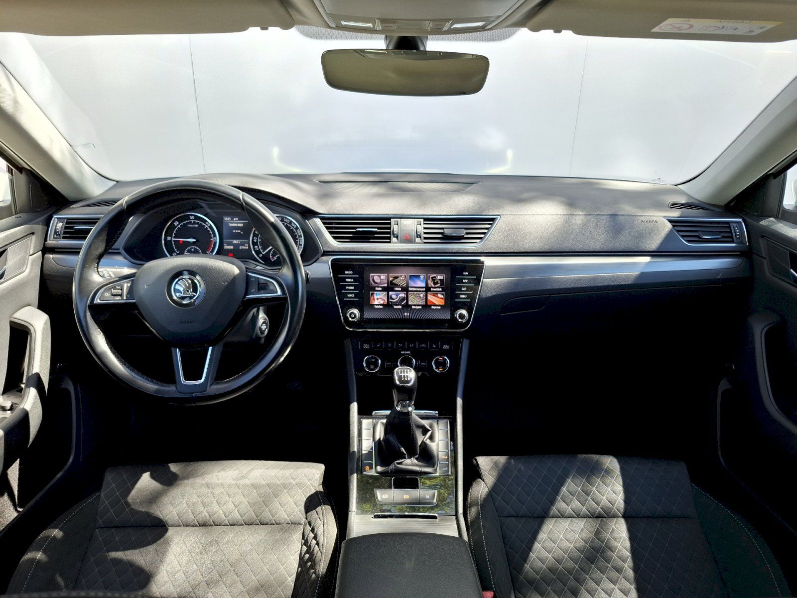 Škoda Superb, 2.0TDI 110kW | STYLE - fotka 5