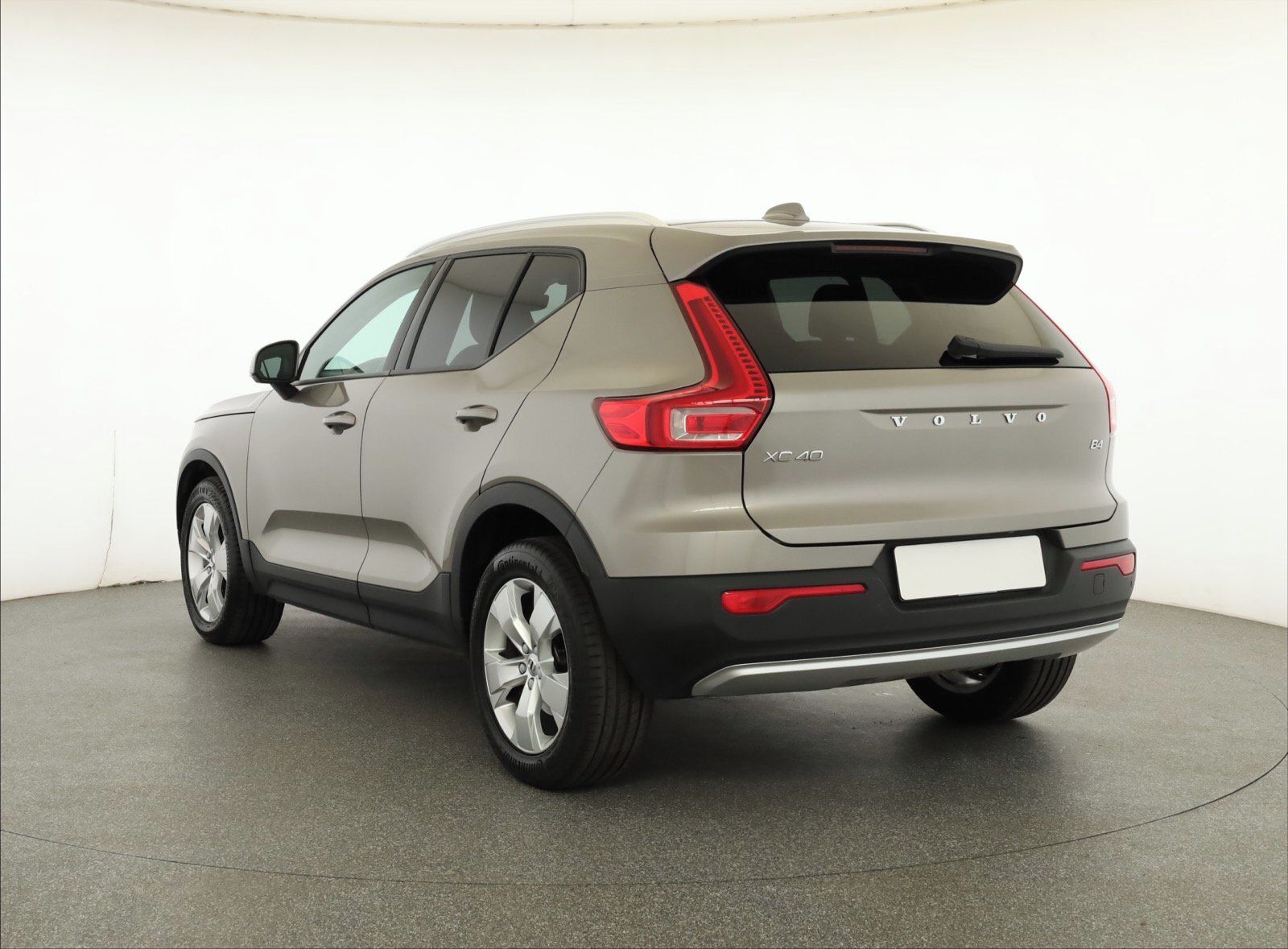Volvo XC40, B4, Automat, Serv.kniha, Kůže - fotka 4