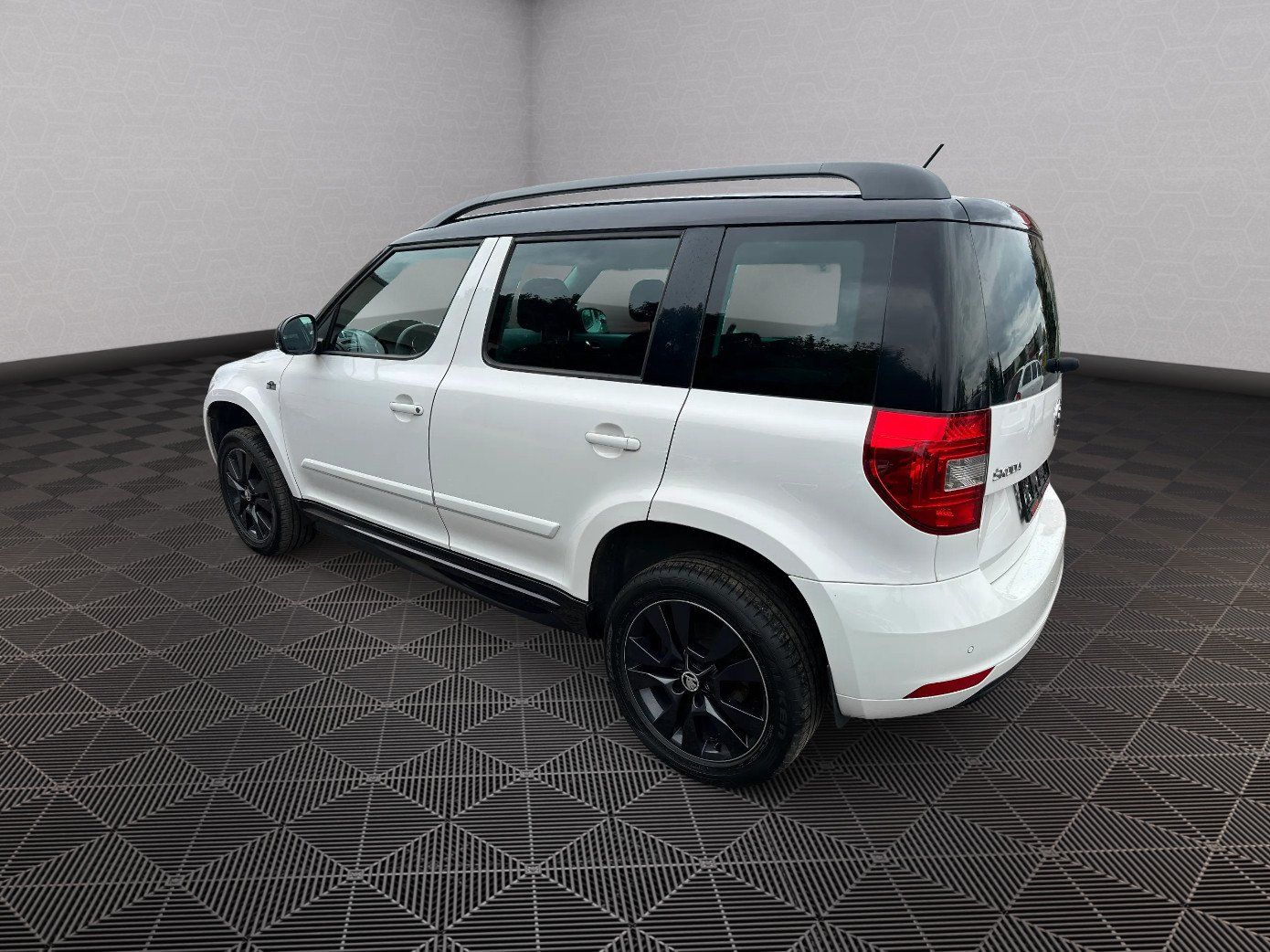 Škoda Yeti, 1.4Tsi 90kw MonteCarlo - fotka 5