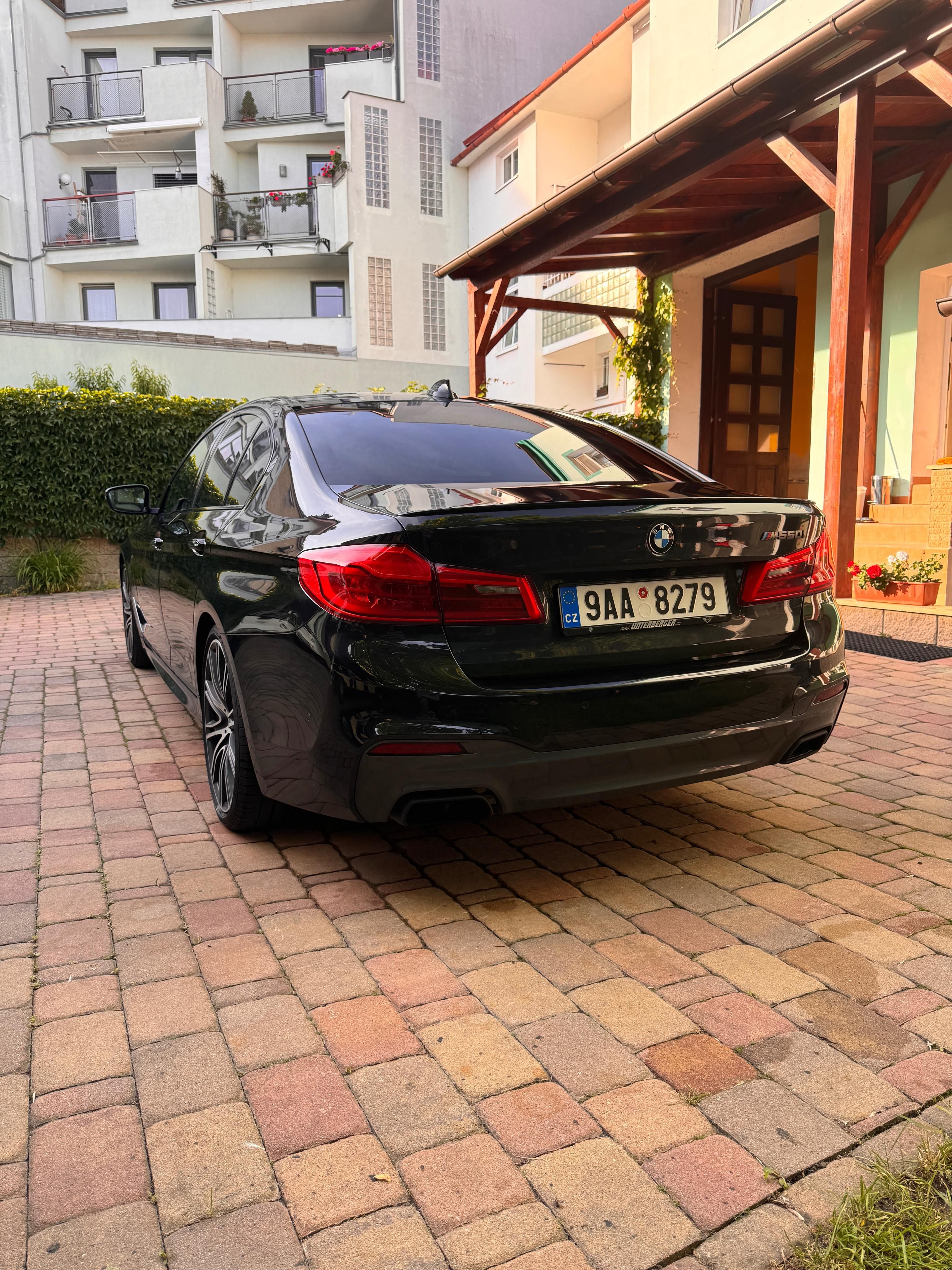 BMW Řada 5, NOVÝ MOTOR BMW 550i - fotka 2