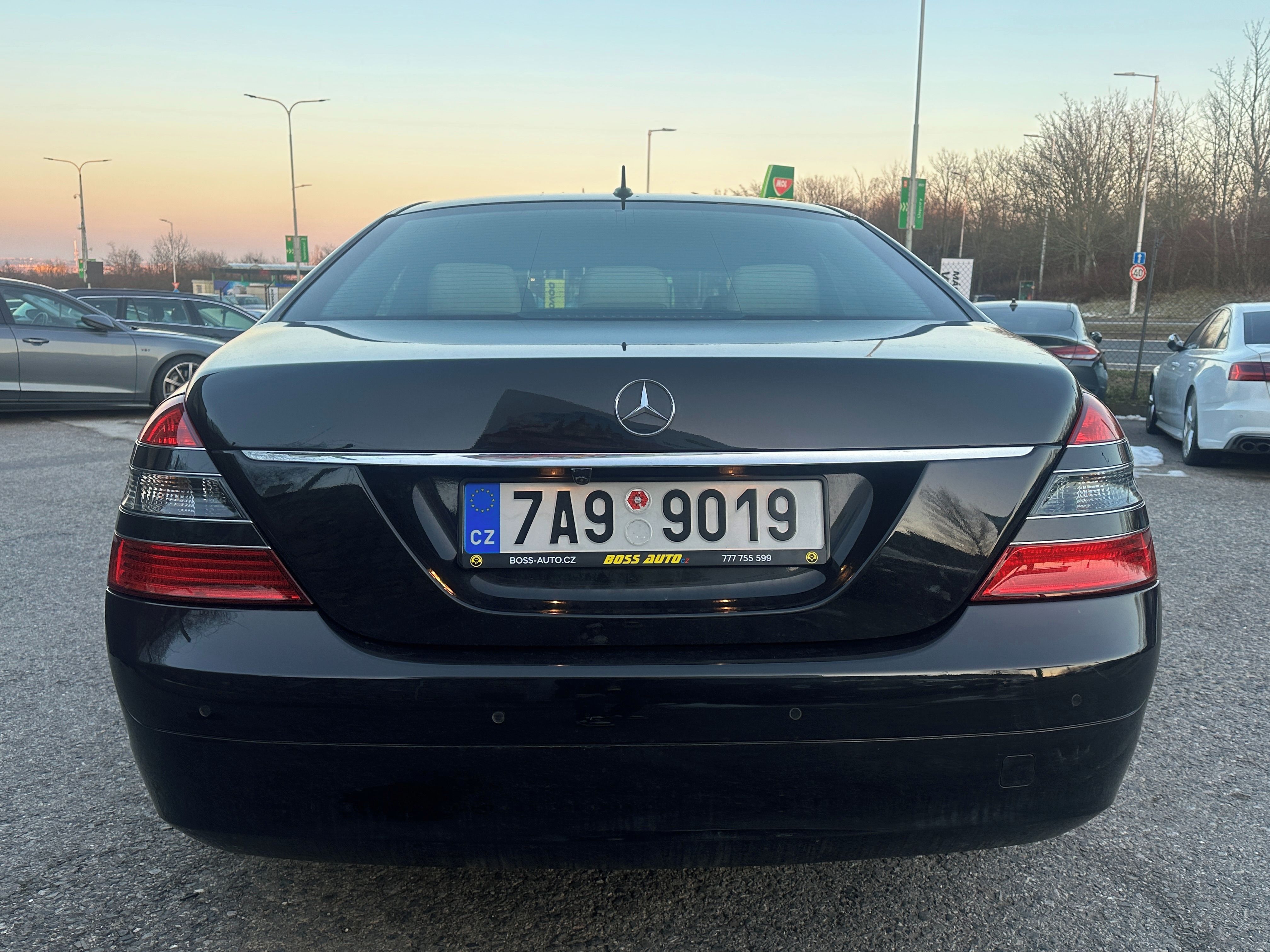 Mercedes-Benz Třídy S, Mercedes-Benz S 320 2007 - fotka 5
