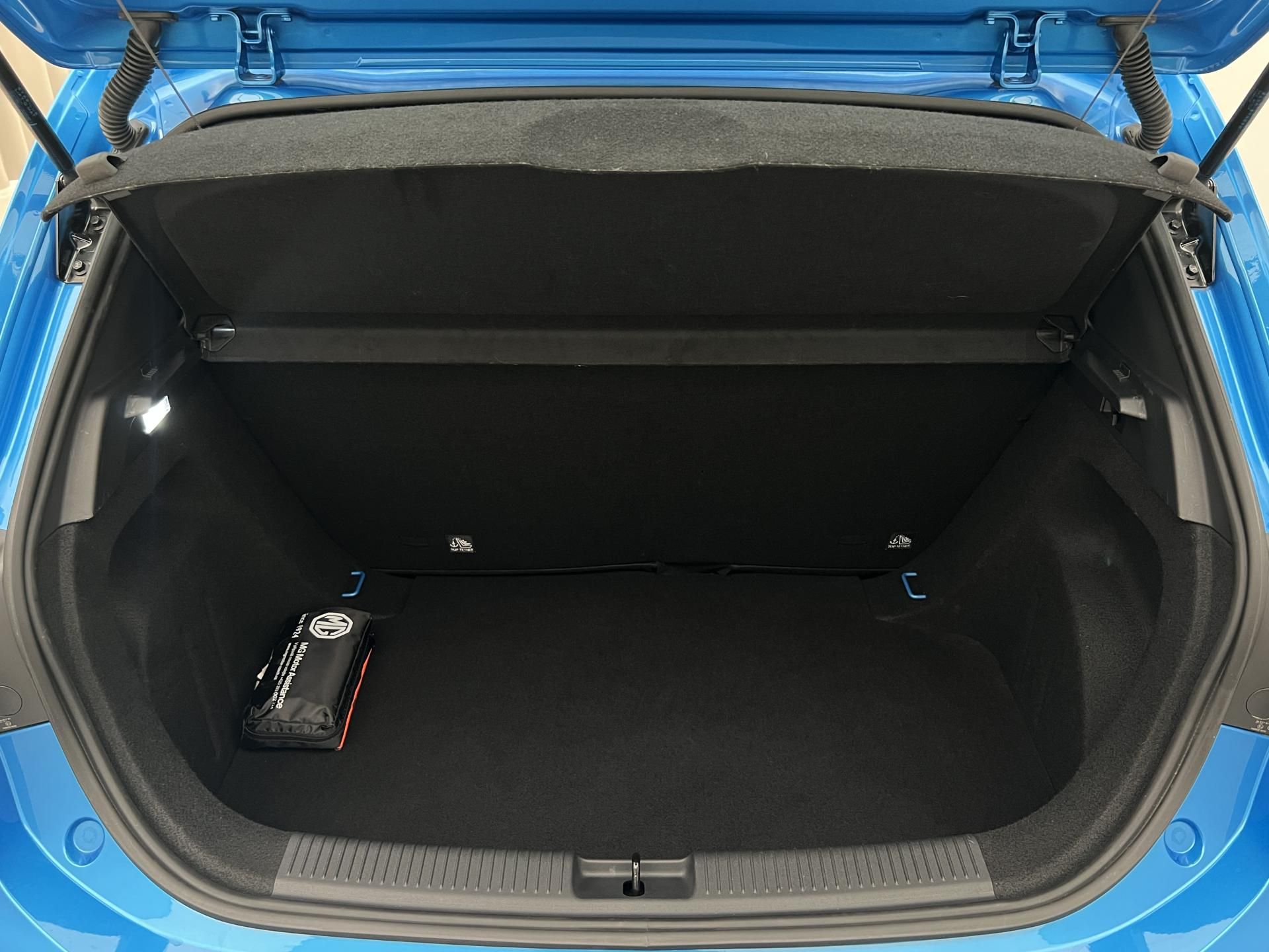 MG MG3, 1.5 EMOTION Hybrid+ AUT CZ - fotka 5