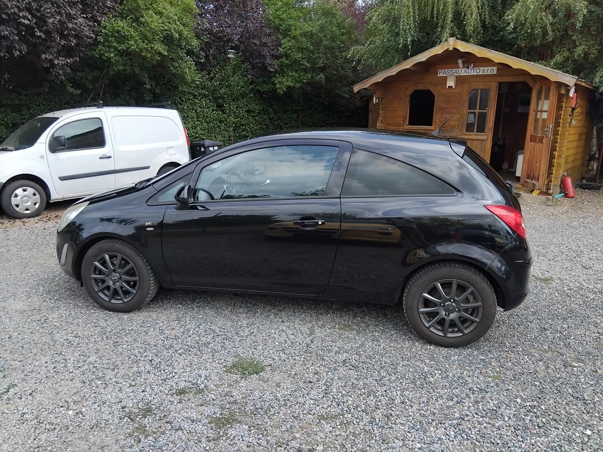 Opel Corsa, 1.4 Sattelite - fotka 5