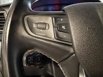 Auto 25