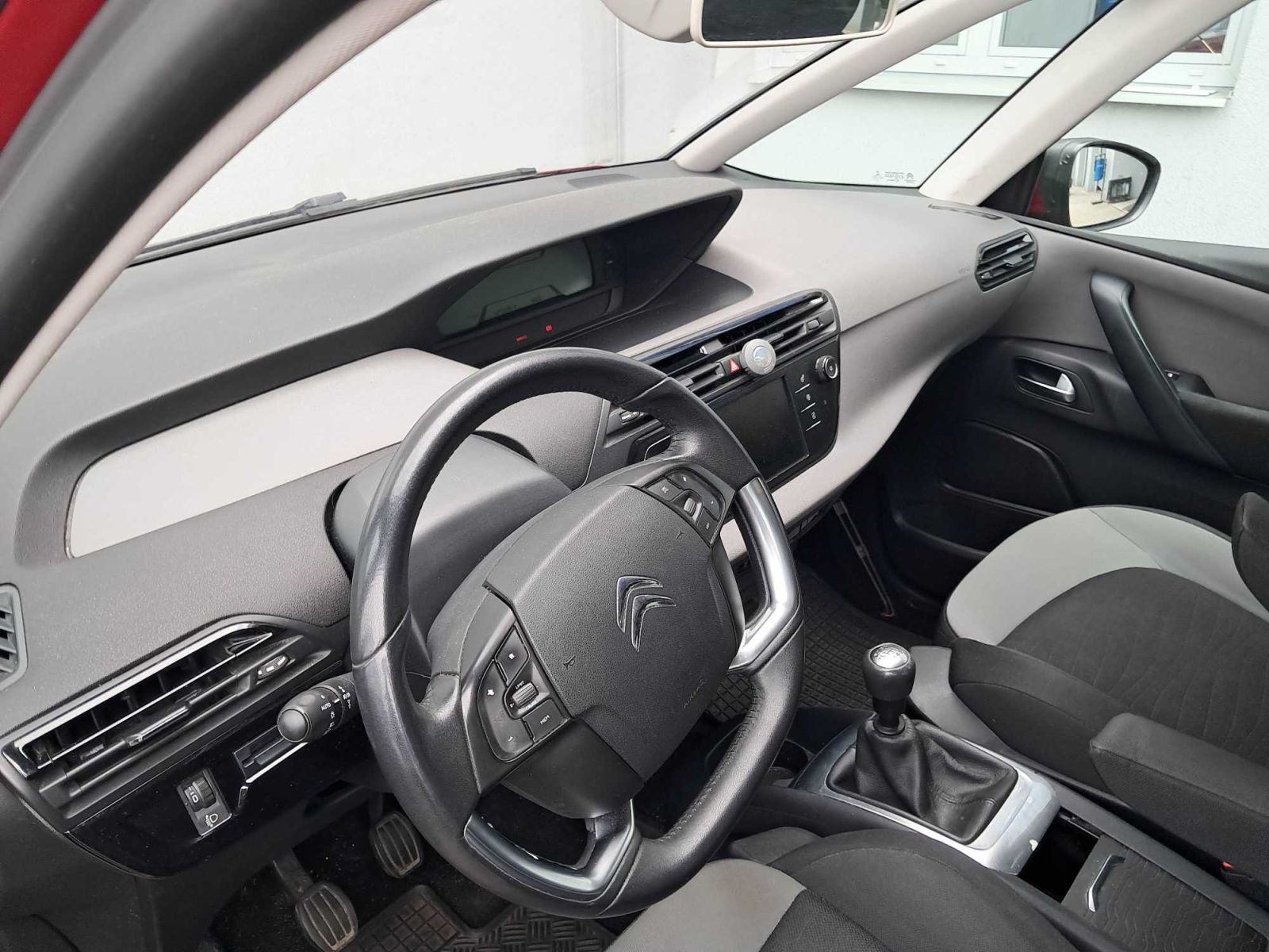 Citroën Grand C4 Picasso, 1.6 HDi, 7 míst, Serv.kniha - fotka 3