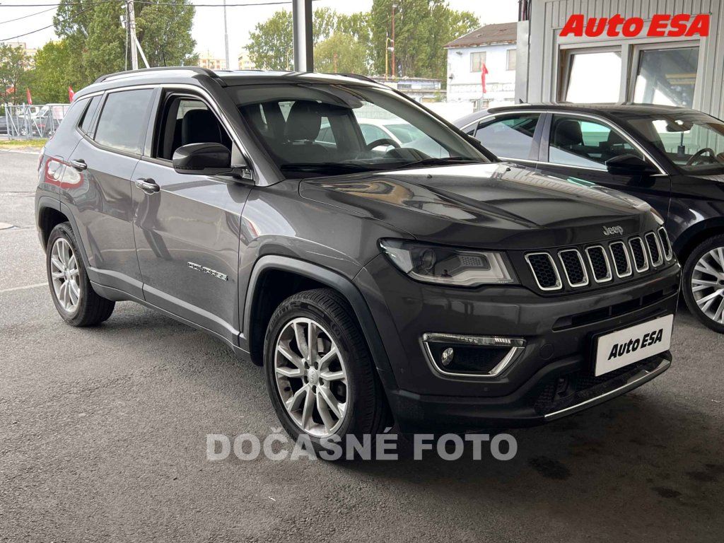 Jeep Compass, 1.3 T,DPH,POLOKŮŽE