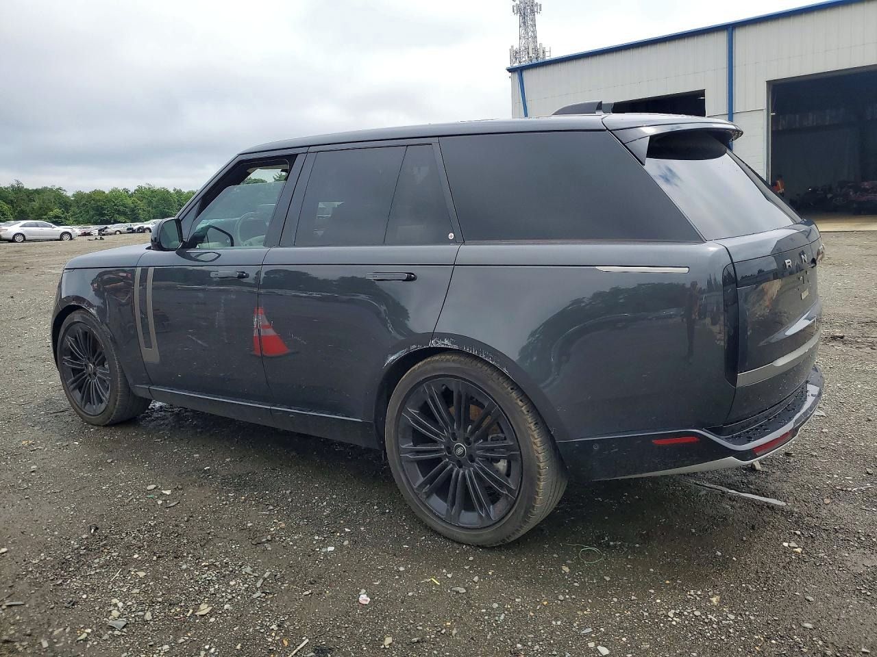 Land Rover Range Rover, Auto na cestě - fotka 2