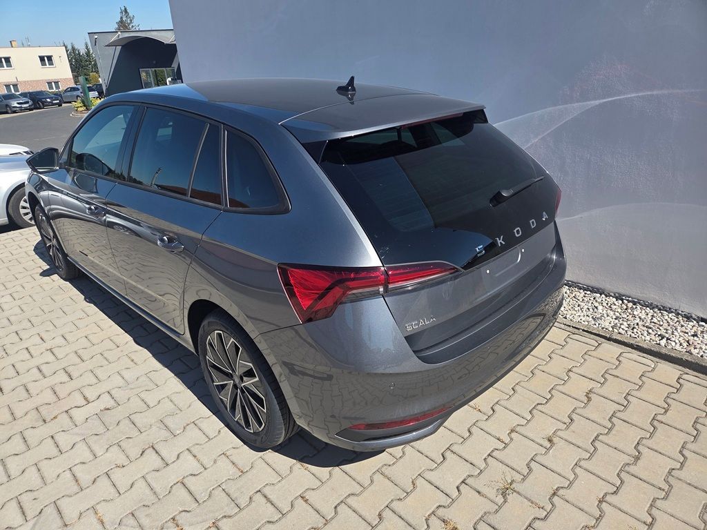 Škoda Scala, Dynamic 1,5TSI 110kW - fotka 4