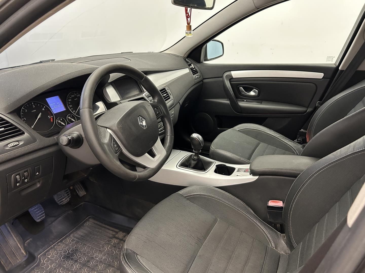 Renault Laguna, 1.5DCI 81kW Expression - fotka 6