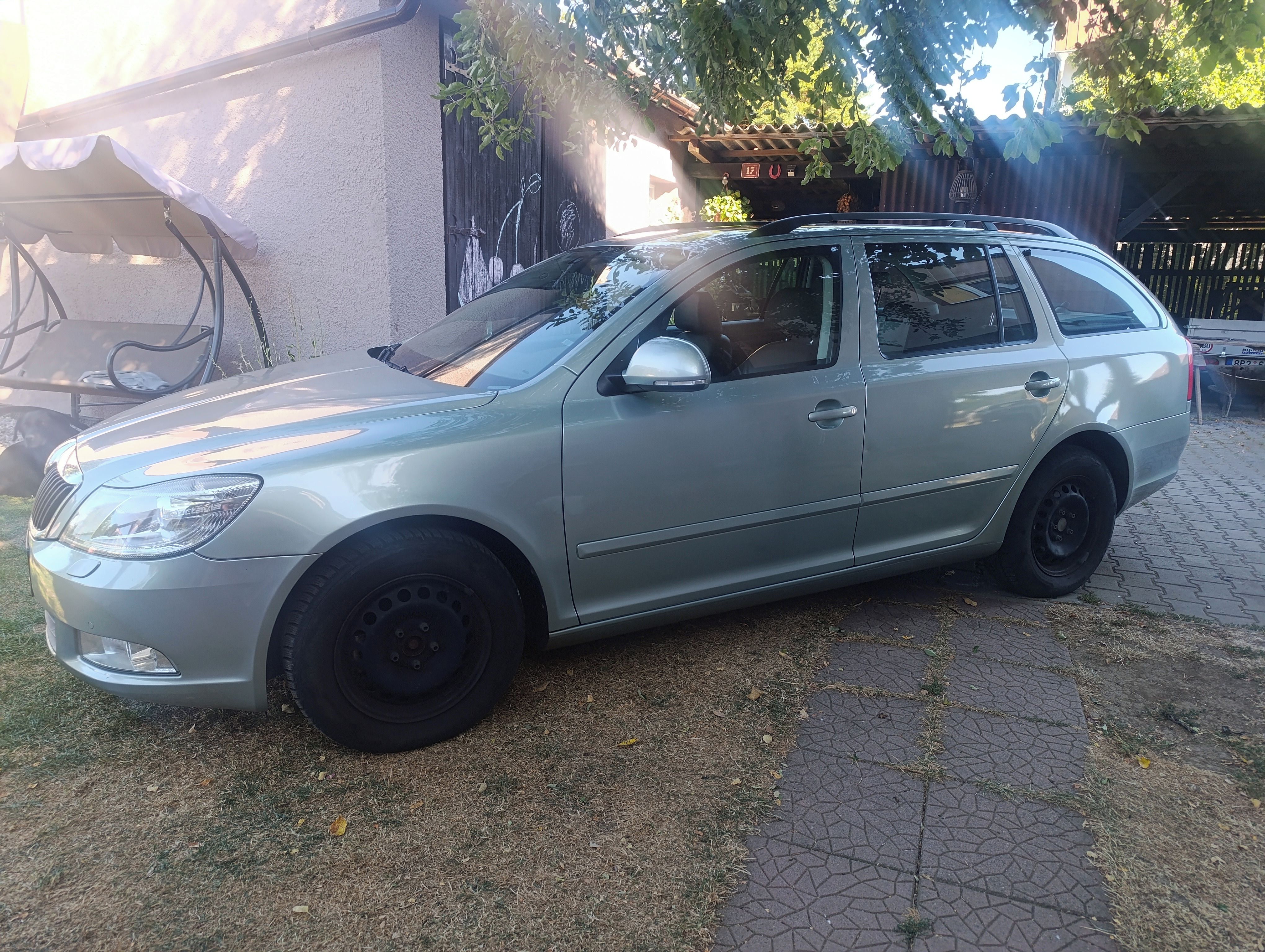 Škoda Octavia, 1,6 TDI - fotka 2