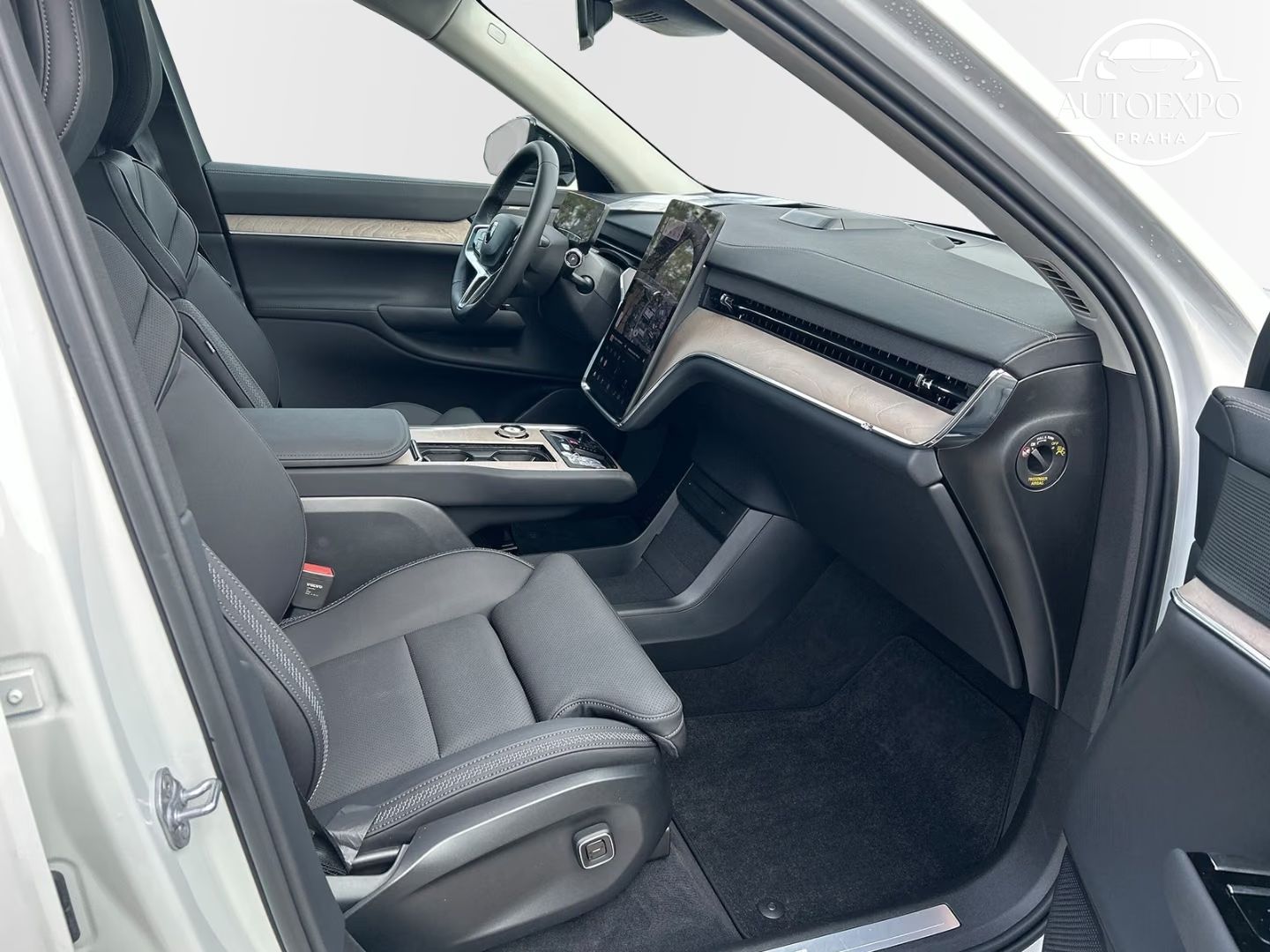 Volvo EX90, Twin Motor AWD Plus 7-míst - fotka 5