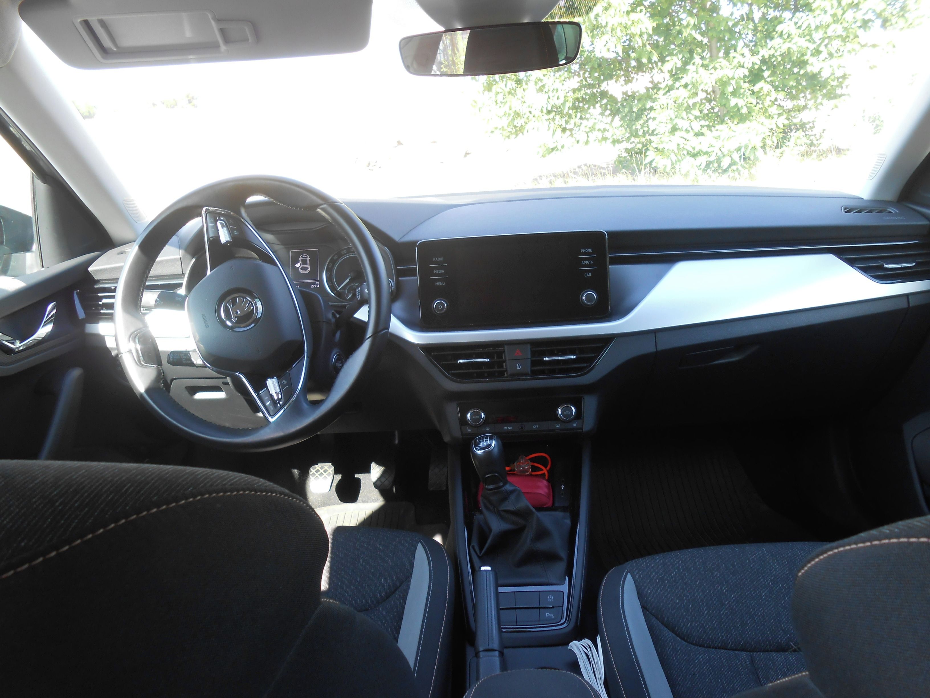 Škoda Scala, 1.0 TSI - fotka 2