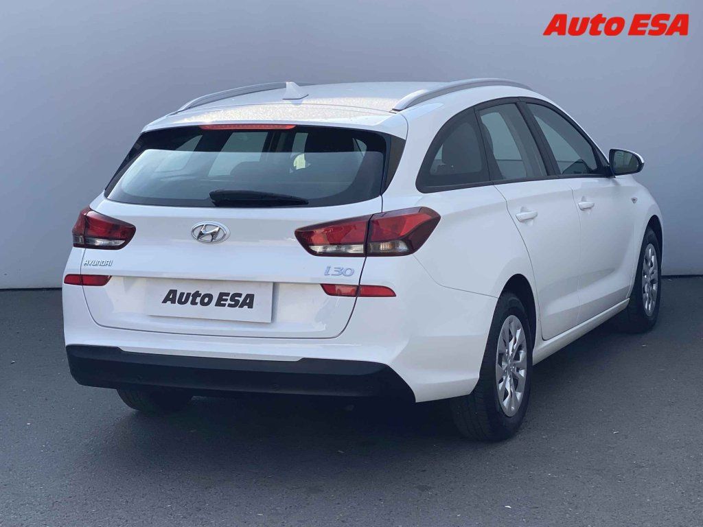 Hyundai i30, 1.6 CRDi,ČR - fotka 4