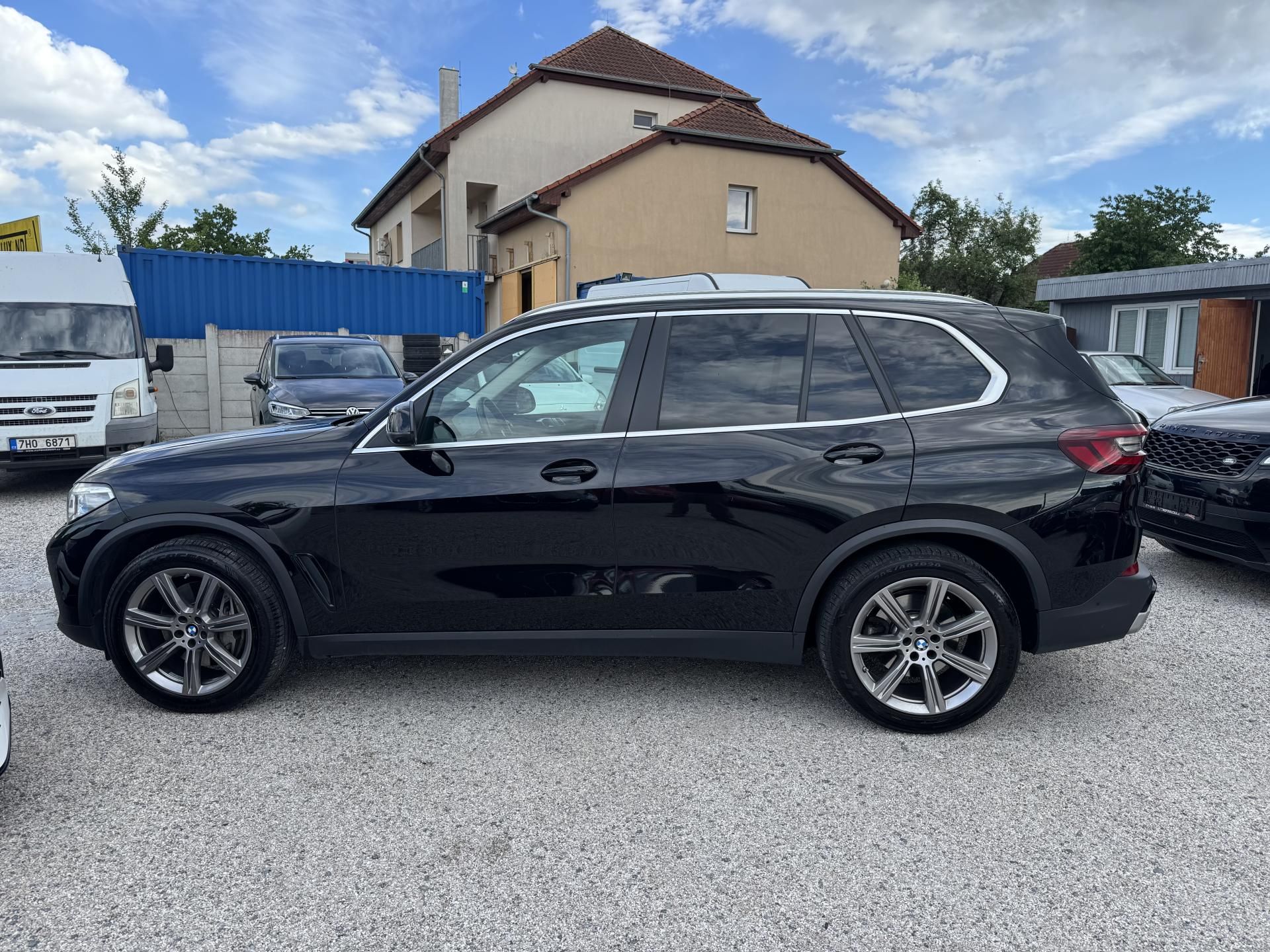 BMW X5, xDrive40d 250 KW - fotka 5