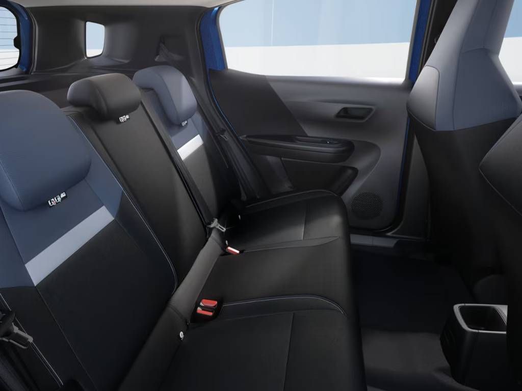 Opel Frontera, Edition Hybrid  1,2 TURBO - fotka 5
