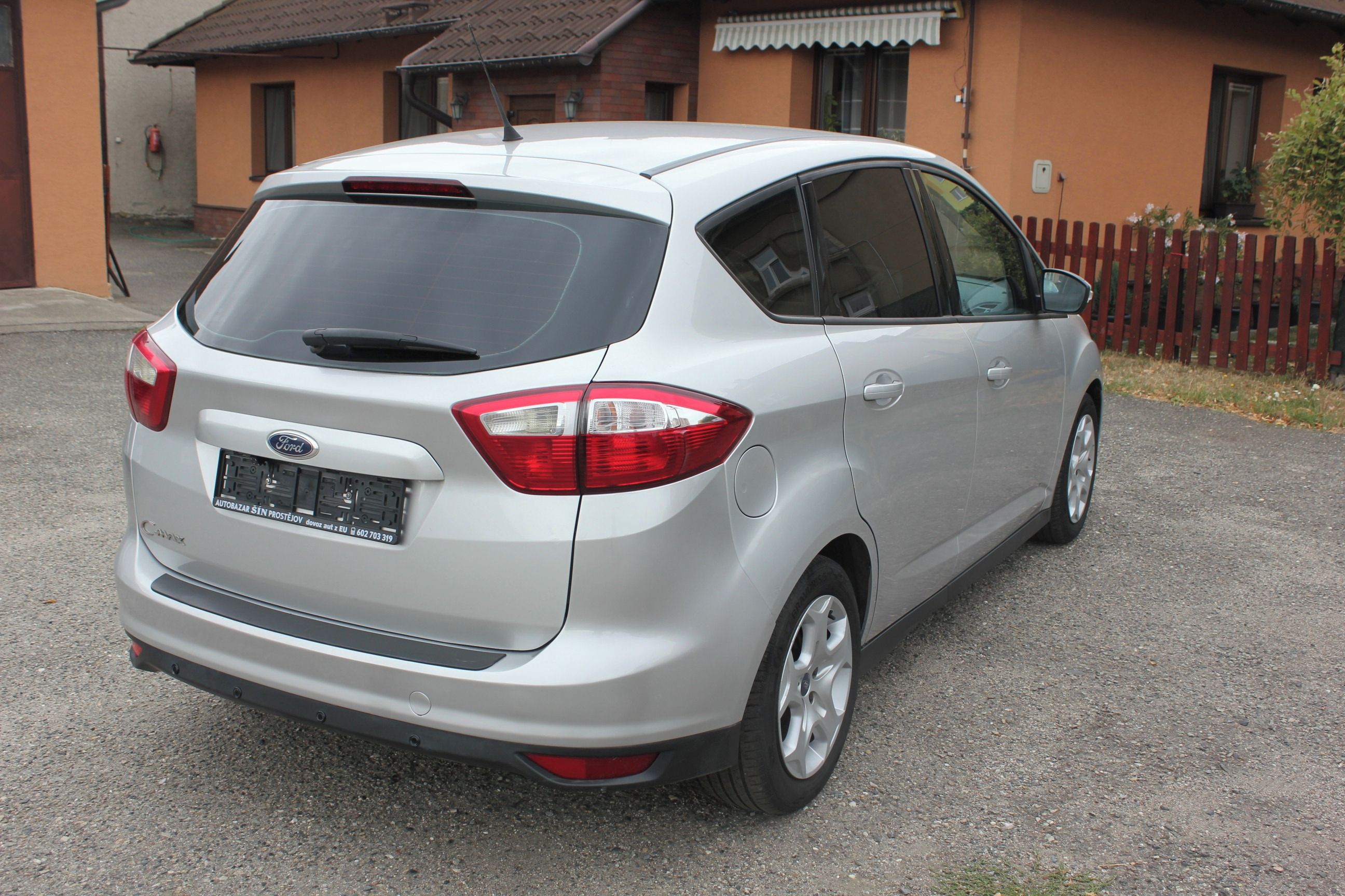 Ford C-MAX, 1.6 TOVÁRNÍ LPG, KAMERA - fotka 6
