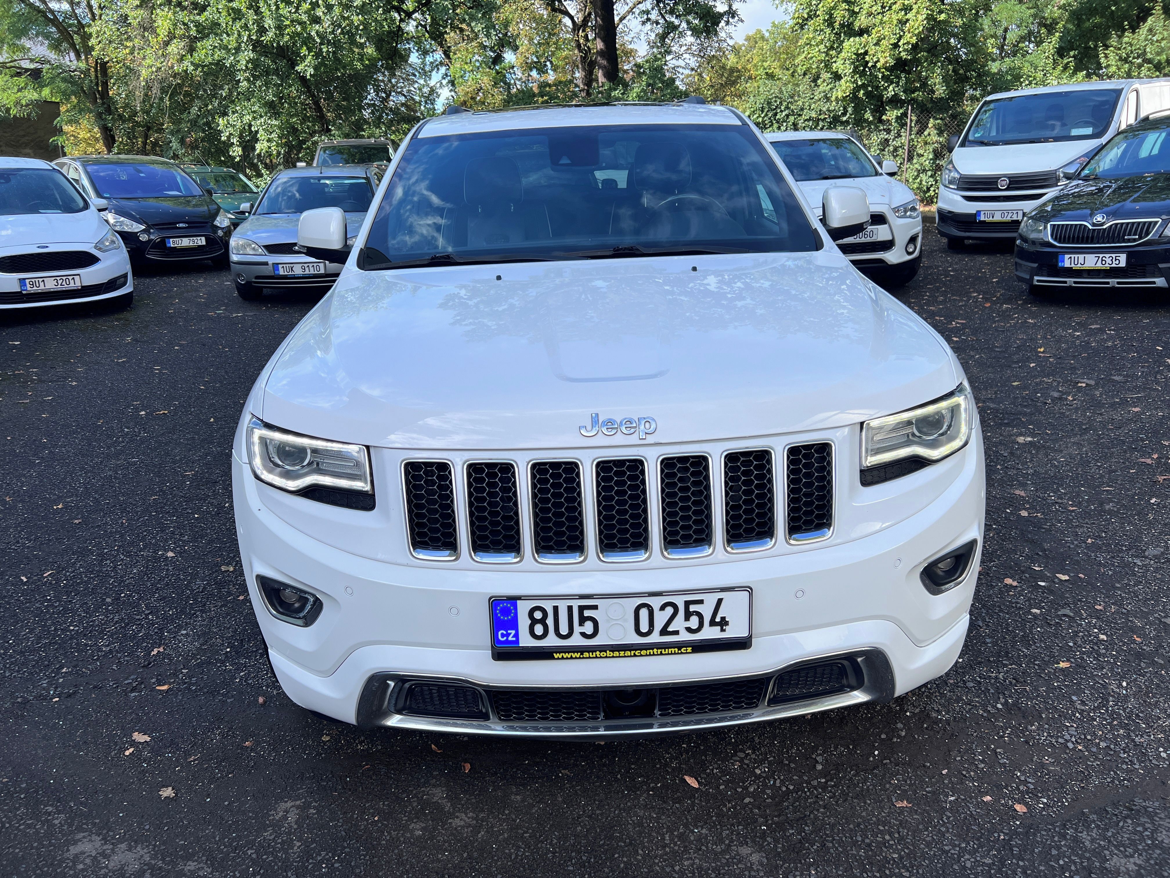 Jeep Grand Cherokee, Overland 3,0 CRDi 184 Kw - fotka 2