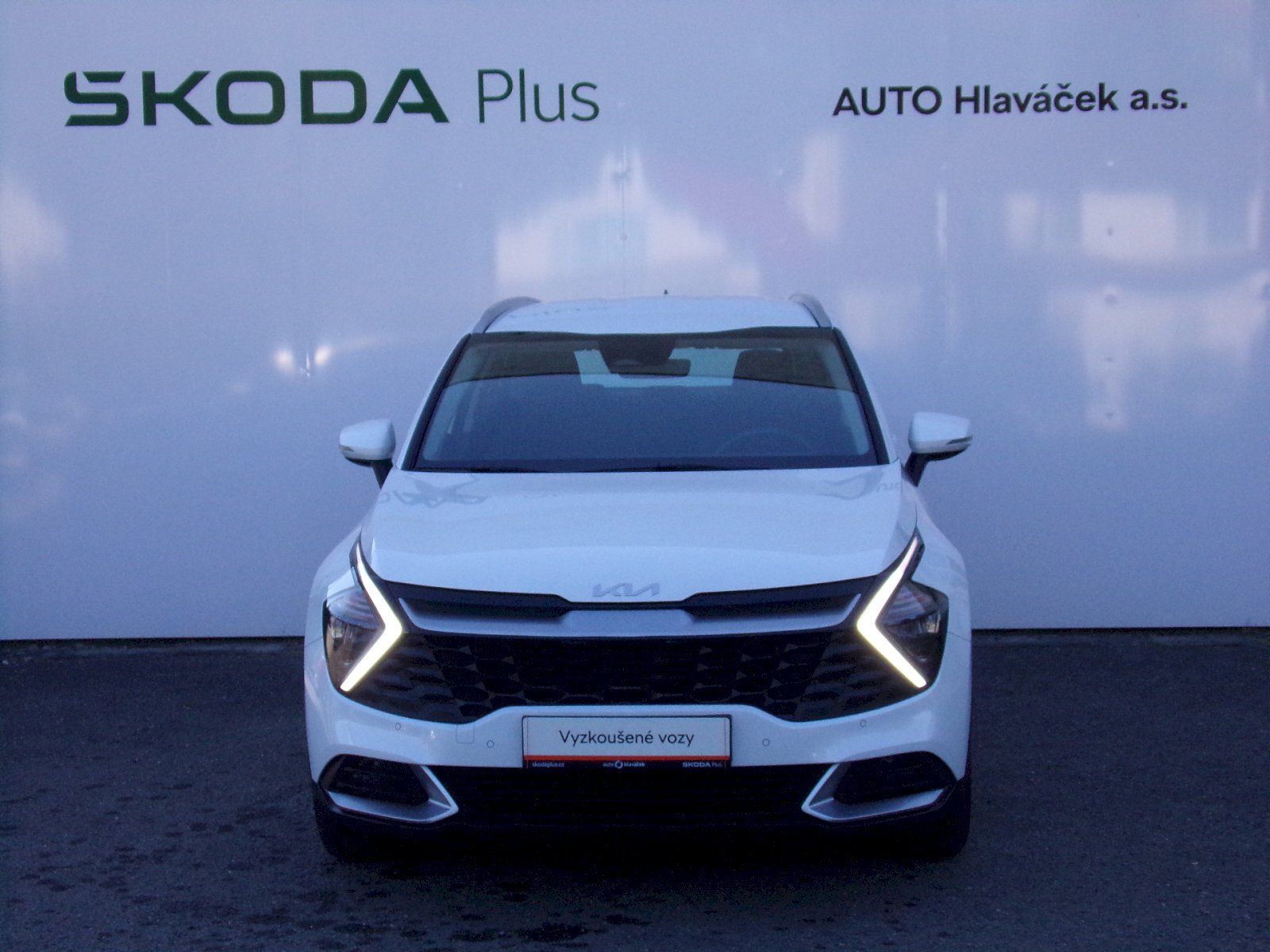 Kia Sportage, EXCLUSIVE 1,6 T-GDi 117kW MHEV - fotka 4