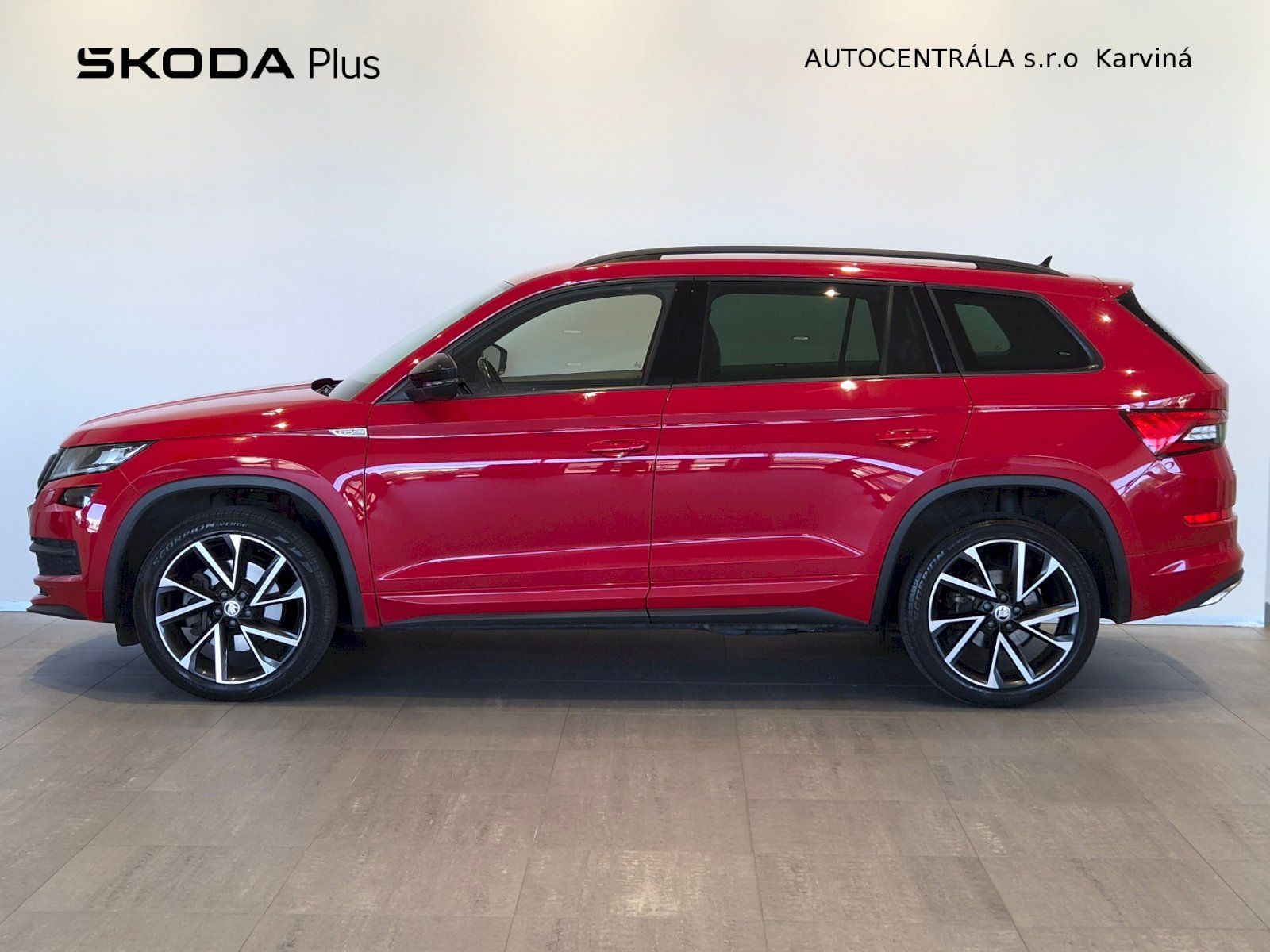 Škoda Kodiaq, 4x4 DSG 2,0 TDI / 140 kW Sport - fotka 3