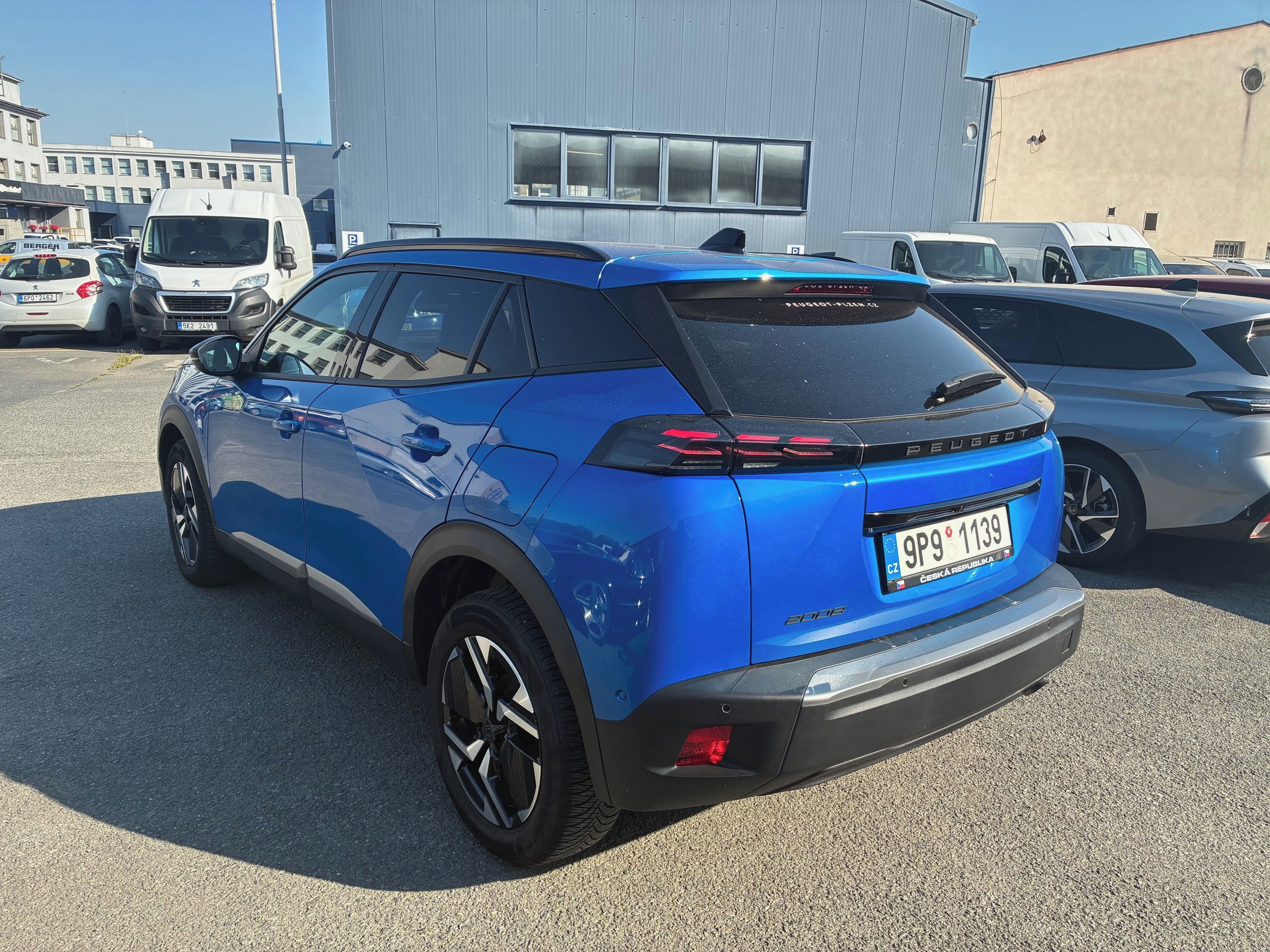 Peugeot 2008, Allure1,2 PureTech100k MAN6 - fotka 4