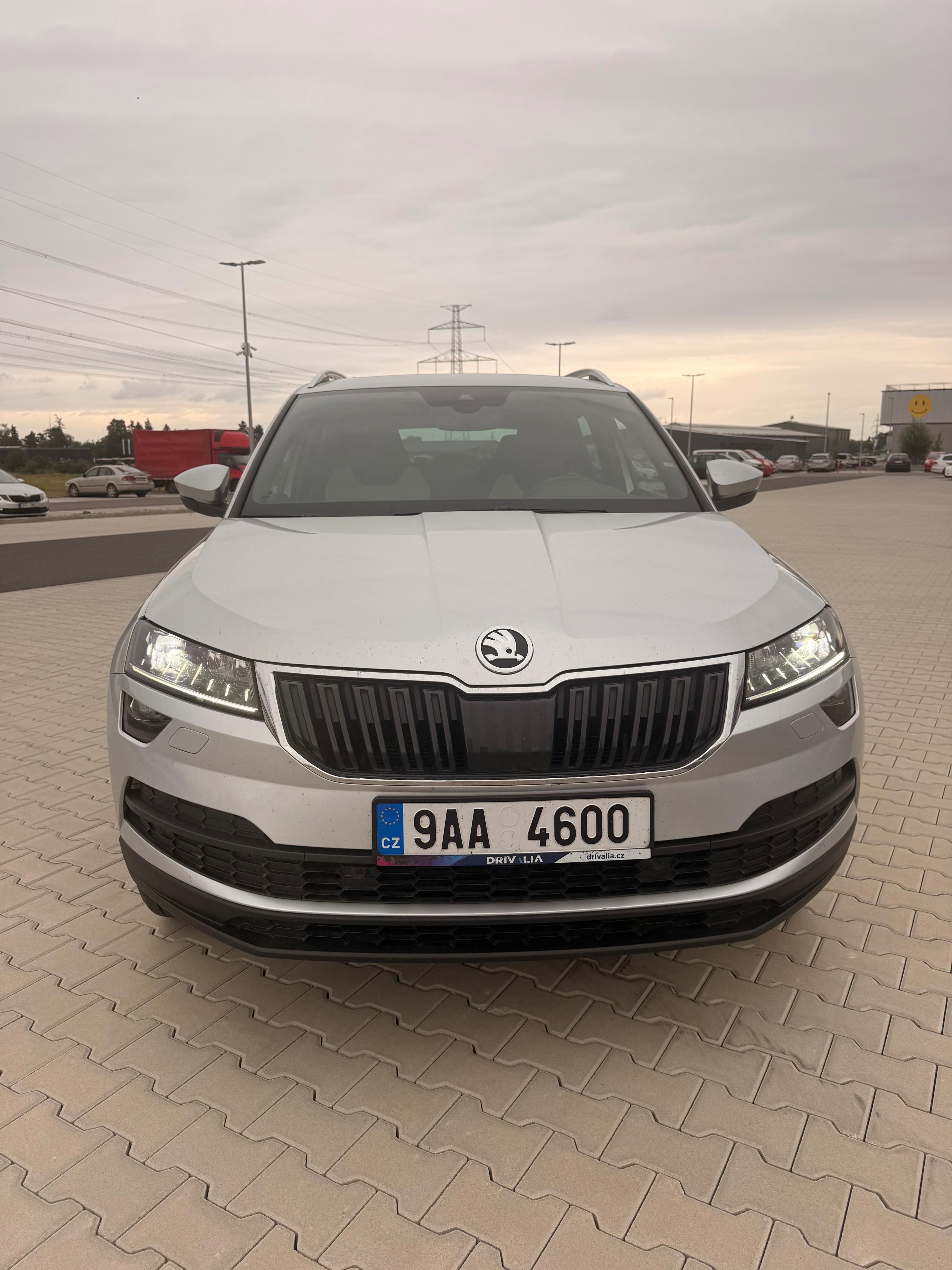 Škoda Karoq, 1.0 TSI 85 kW StylePlus ČR DPH - fotka 2