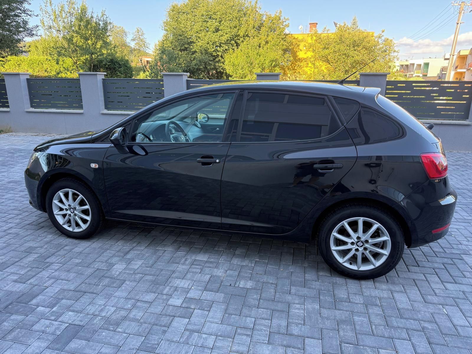 Seat Ibiza, 1.2TSI 66kw DIGI AC vyhř.sedač - fotka 4