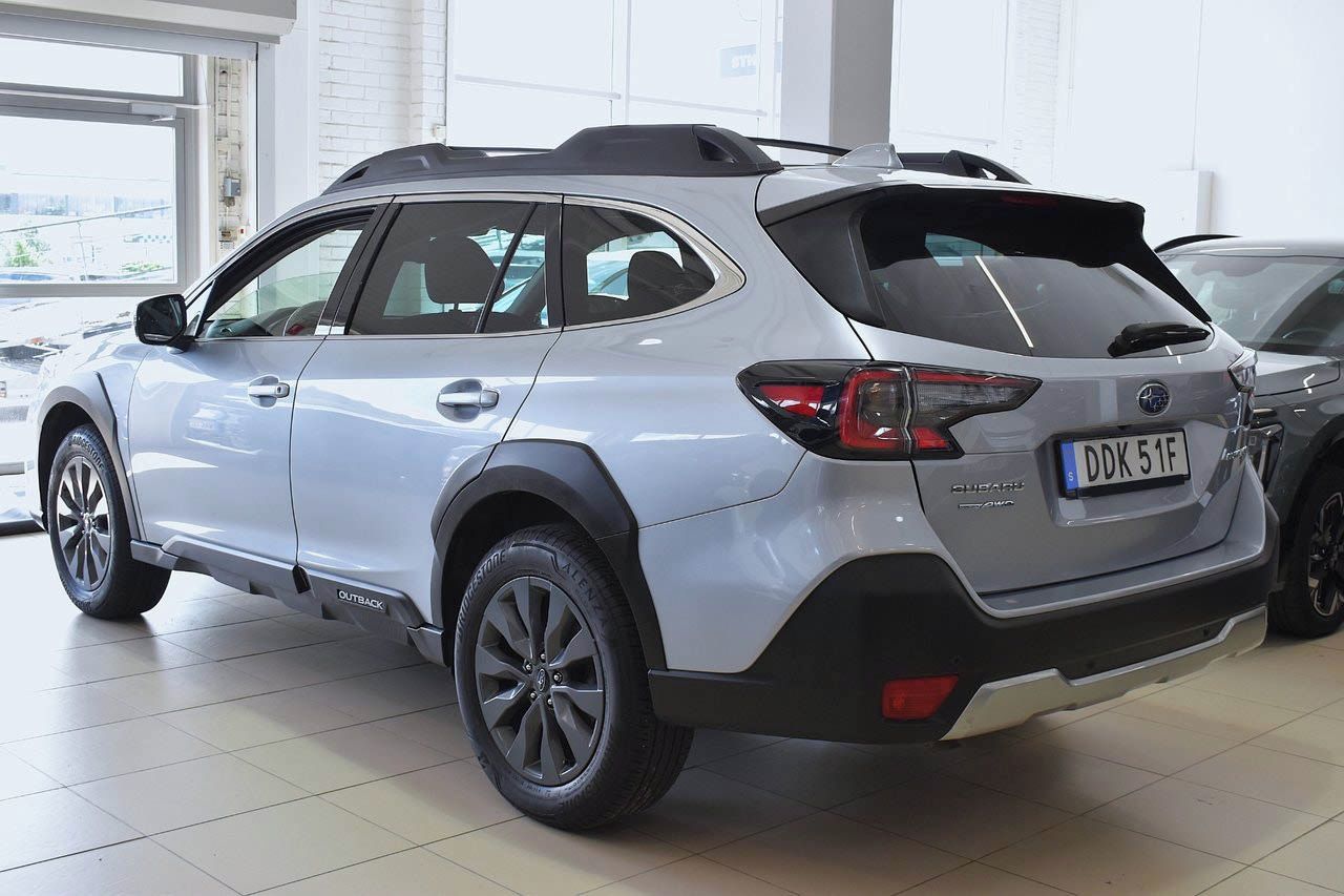 Subaru Outback, 2.5i 4WD Active - fotka 3