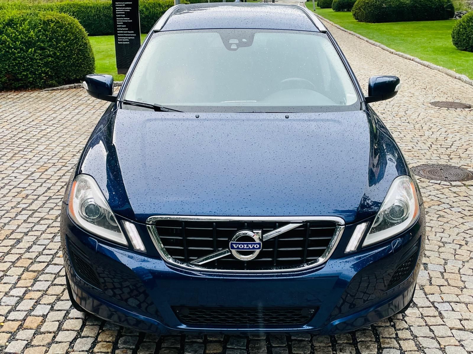 Volvo XC60, 2.4D5 5V 4x4 AUT TAŽNÉ SERVISK - fotka 5