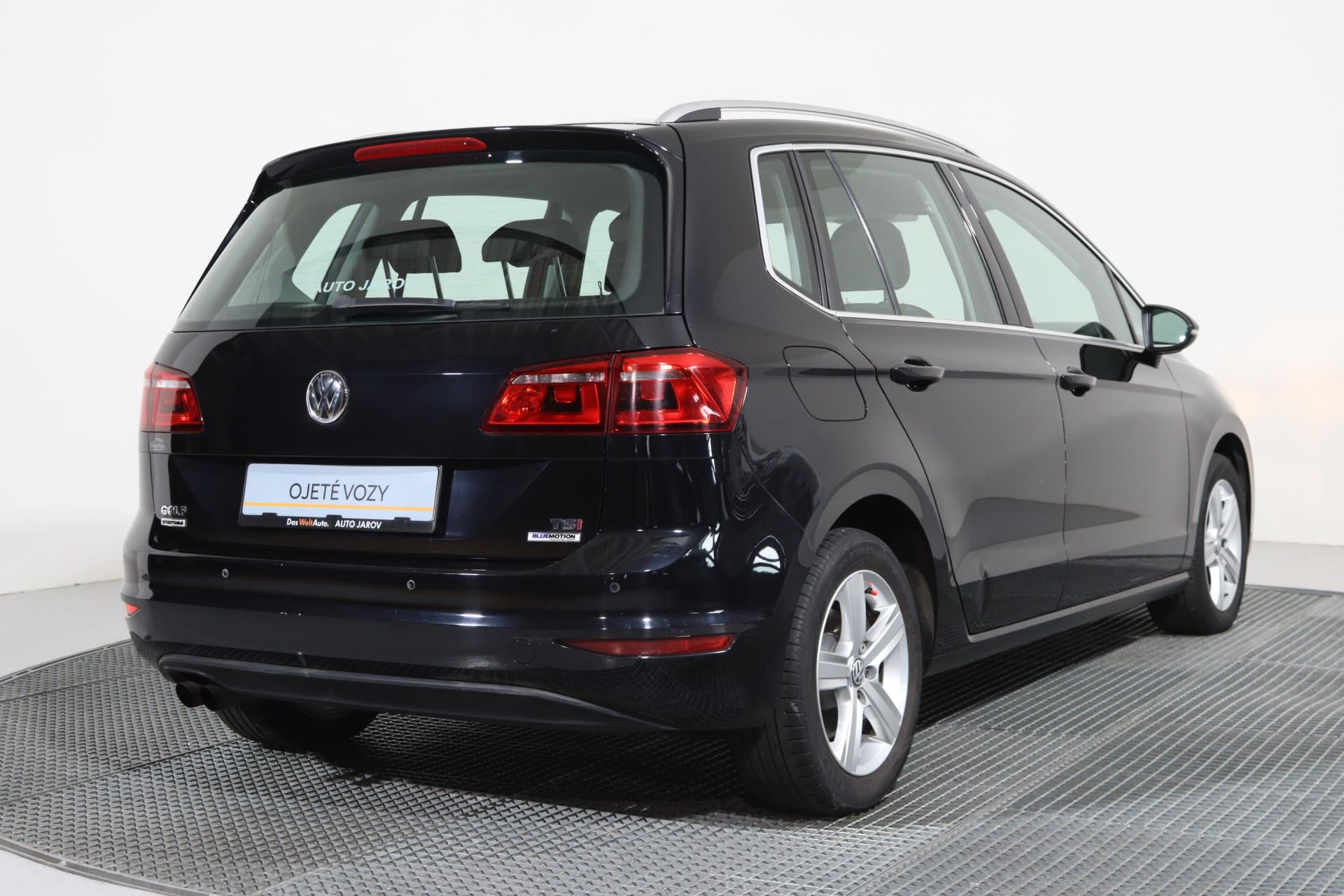 Volkswagen Golf Sportsvan, Highline 1,4 TSI (92 kW) - fotka 2
