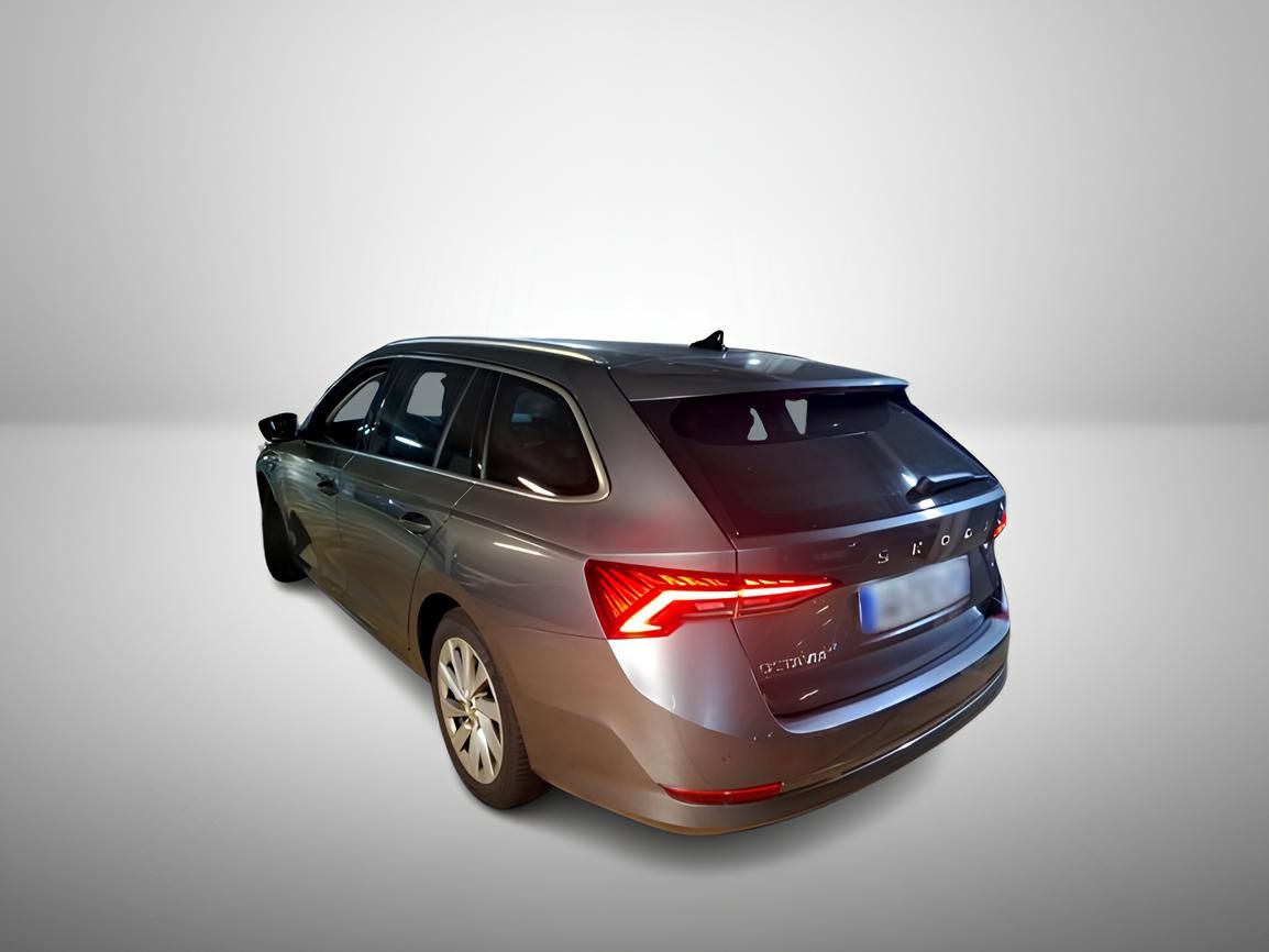Škoda Octavia, 2.0TDI DSG 110kW Style DPH - fotka 2