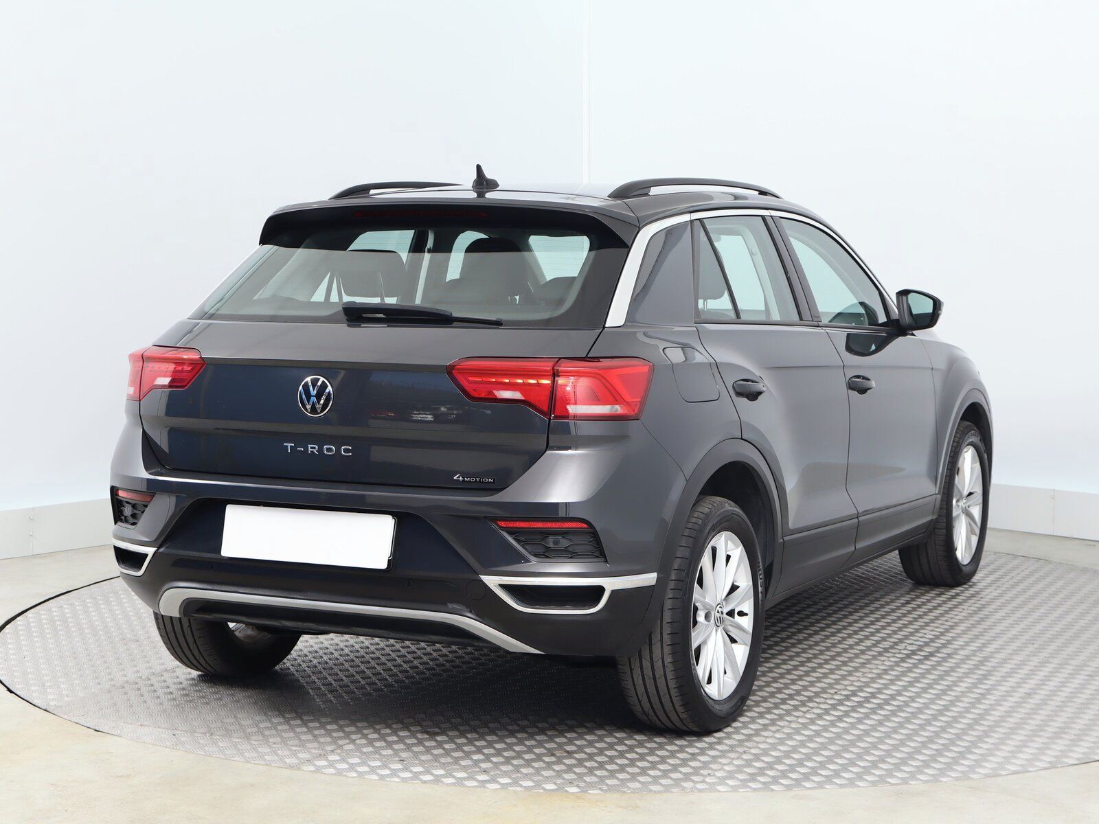 Volkswagen T-Roc, 2.0 TDI 4Motion, 4X4, Automat - fotka 5